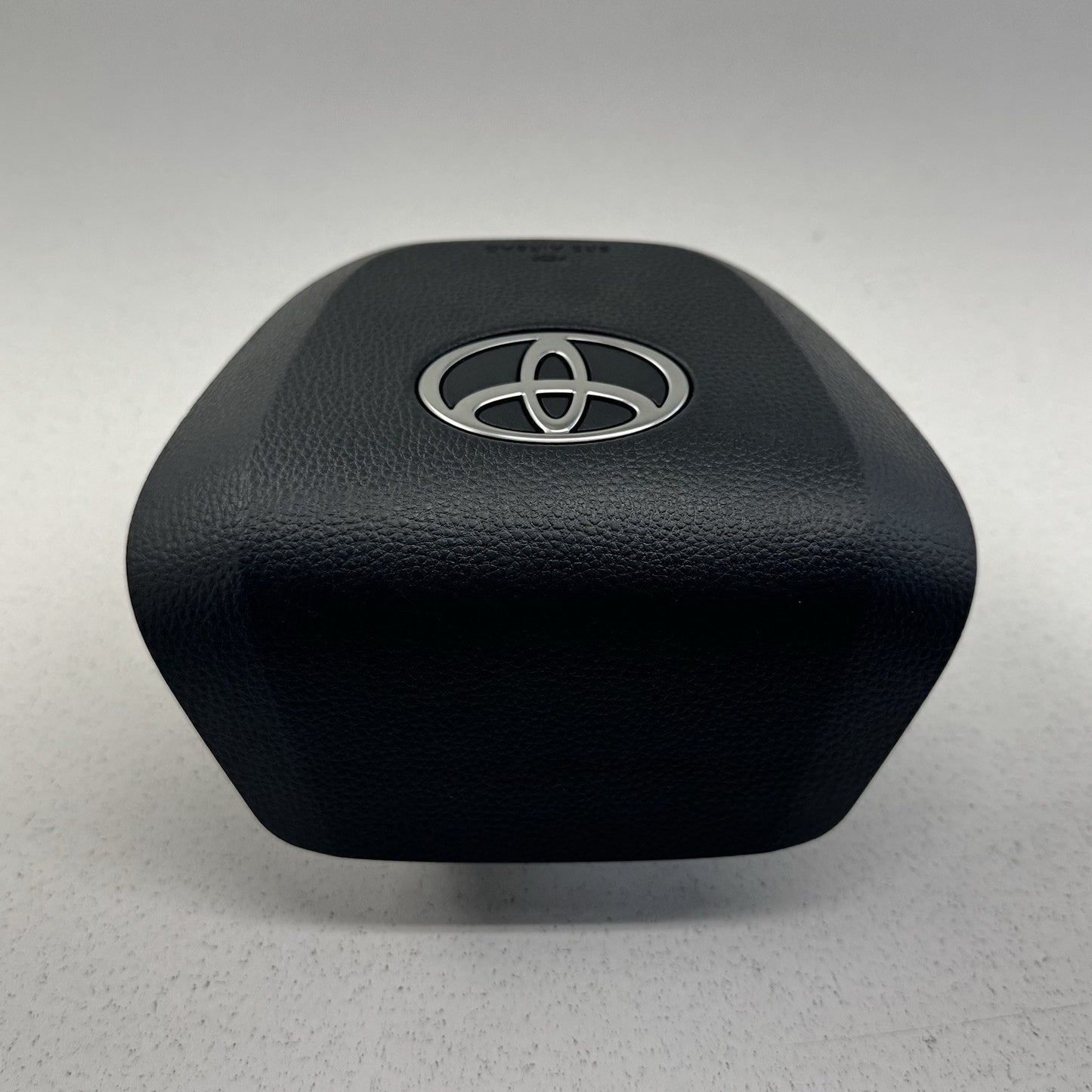 25-26 Toyota Camry Driver Steering Wheel Airbag Air Bag SRS OEM