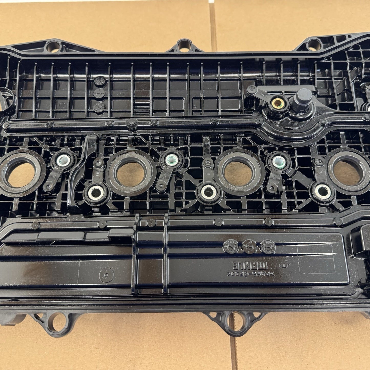 23-25 Toyota Prius Engine Motor Cylinder Head Valve Cover 11201-24040 OEM