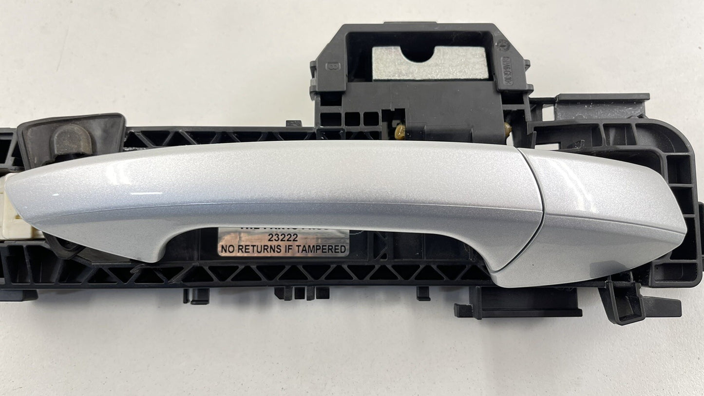 10-13 MERCEDES BENZ W212 E CLASS PASSENGER RIGHT REAR EXTERIOR DOOR HANDLE OEM