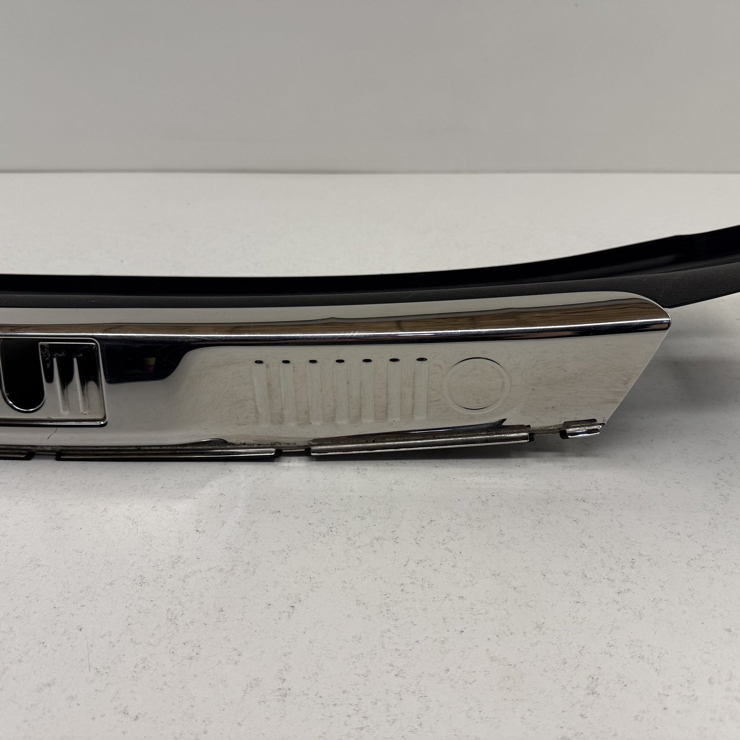 2014-2018 Bentley Flying Spur Rear Trunk Sill Scuff Plate Trim Cover Chrome OEM