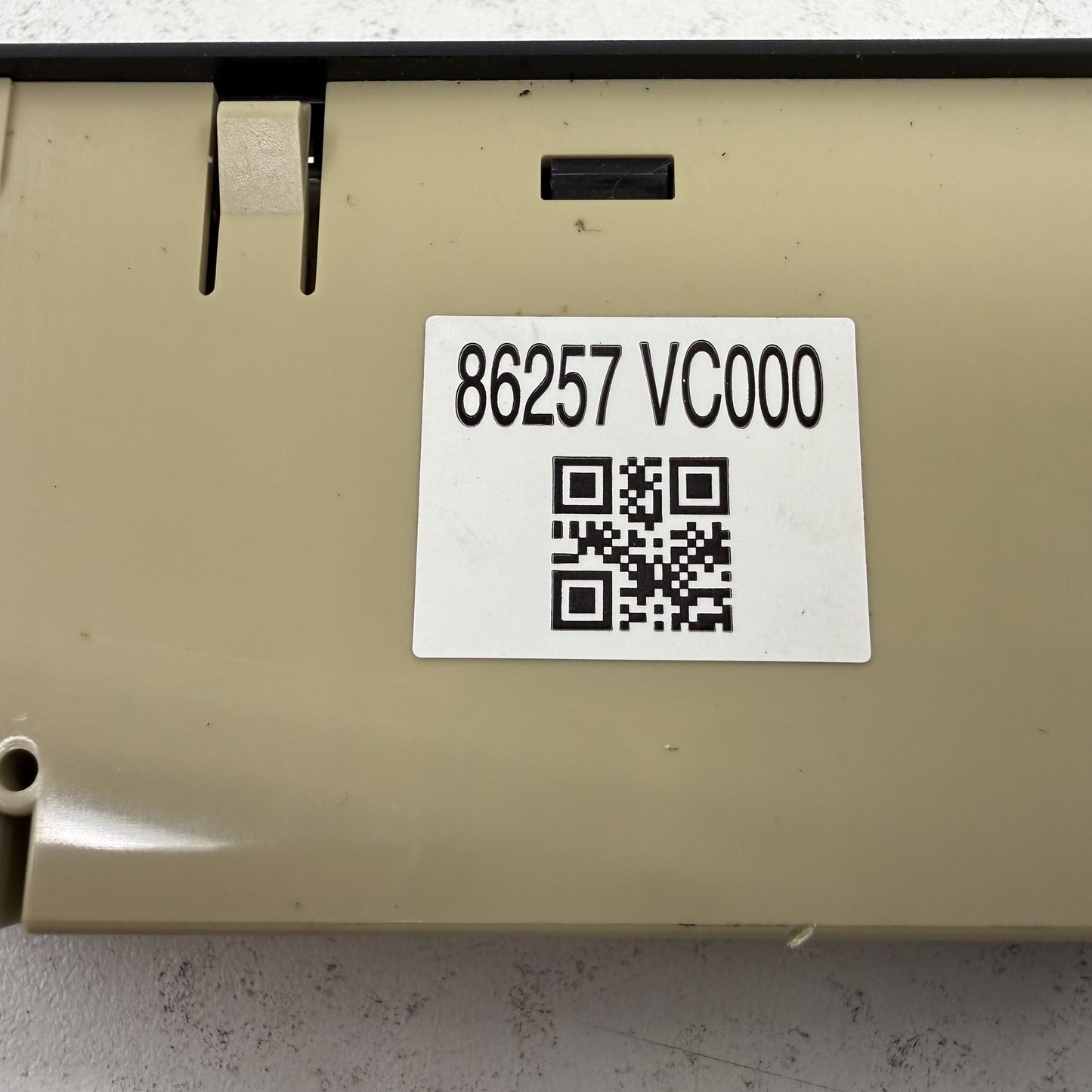 2022-2023 Subaru WRX Media Hub Dual USB Port AUX Auxiliary Jack 86257VC000 OEM