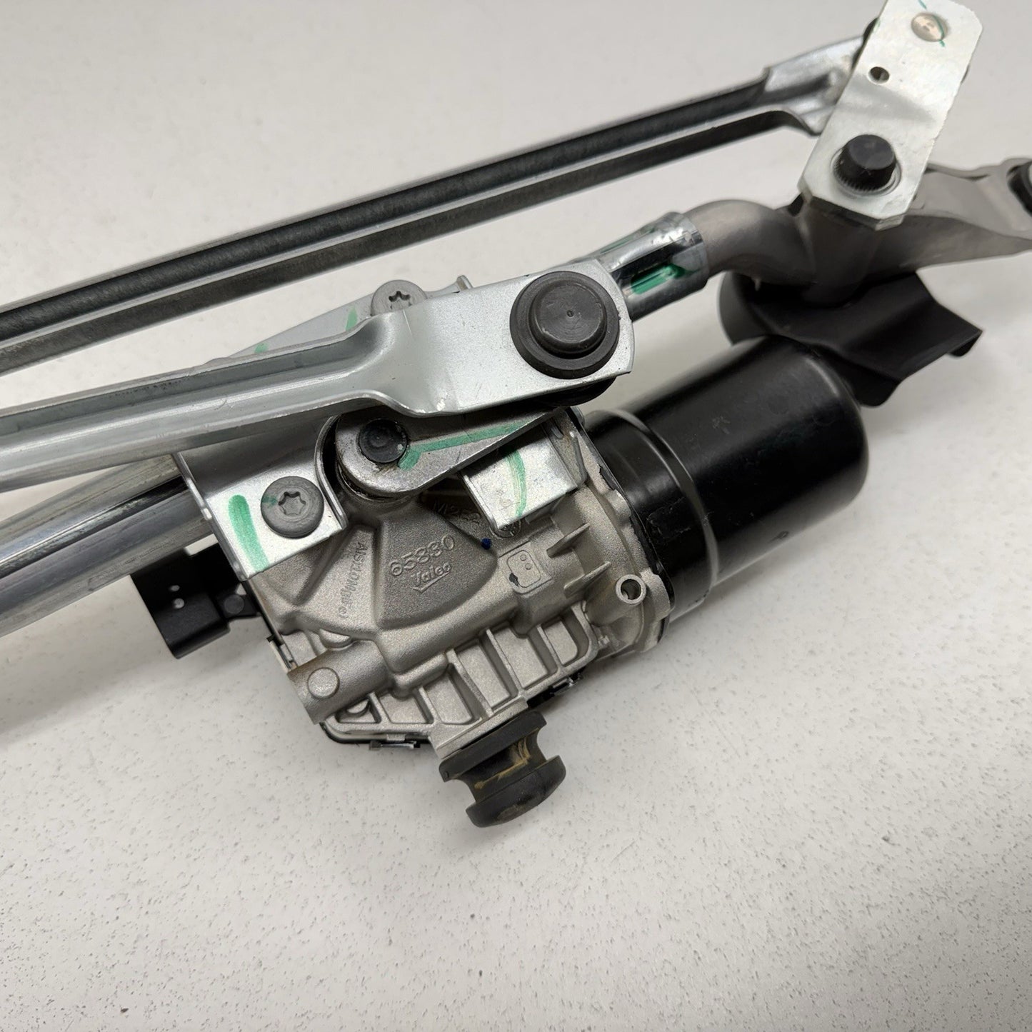 25-26 Toyota Camry Windshield Wiper Motor W/ Linkage Arm Assembly OEM