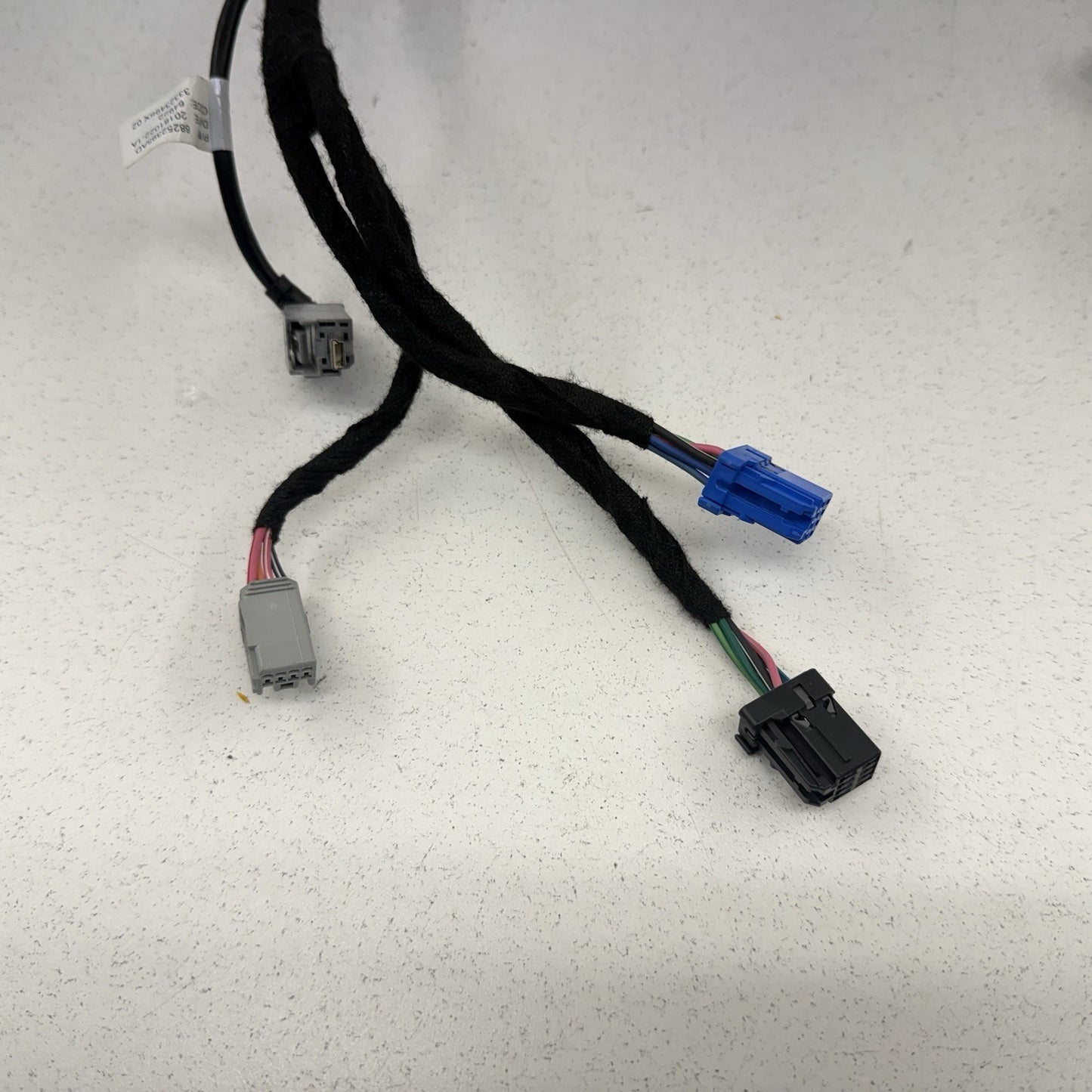 15-23 Dodge Charger Front Center Console & USB Auxiliary Port Wiring Harness OEM