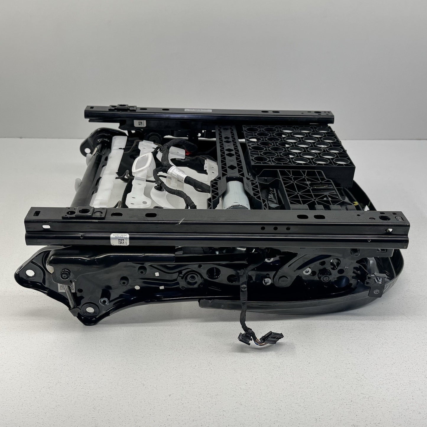 22-24 BMW G01 X3 Driver Left Front Lower Sport Seat Track Frame Rail OEM