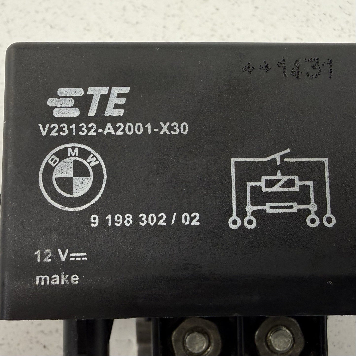 BMW F06 F10 F12 F13 F80 F82 F87 Multi Purpose Cooling Fan Relay Module OEM