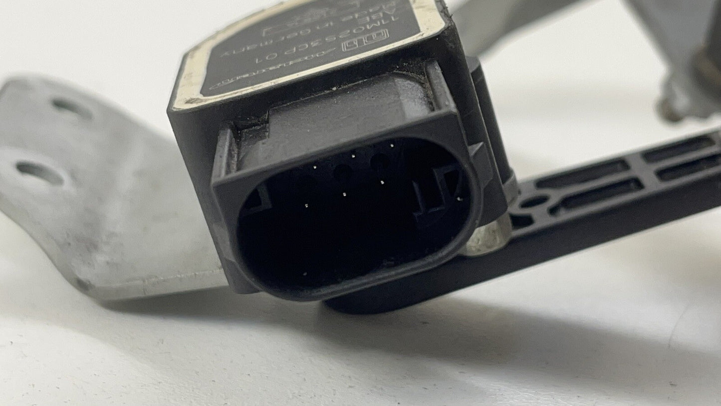15-17 MCLAREN 650S DRIVER LEFT FRONT HEADLIGHT HEIGHT LEVEL SENSOR 11M0253CP OEM