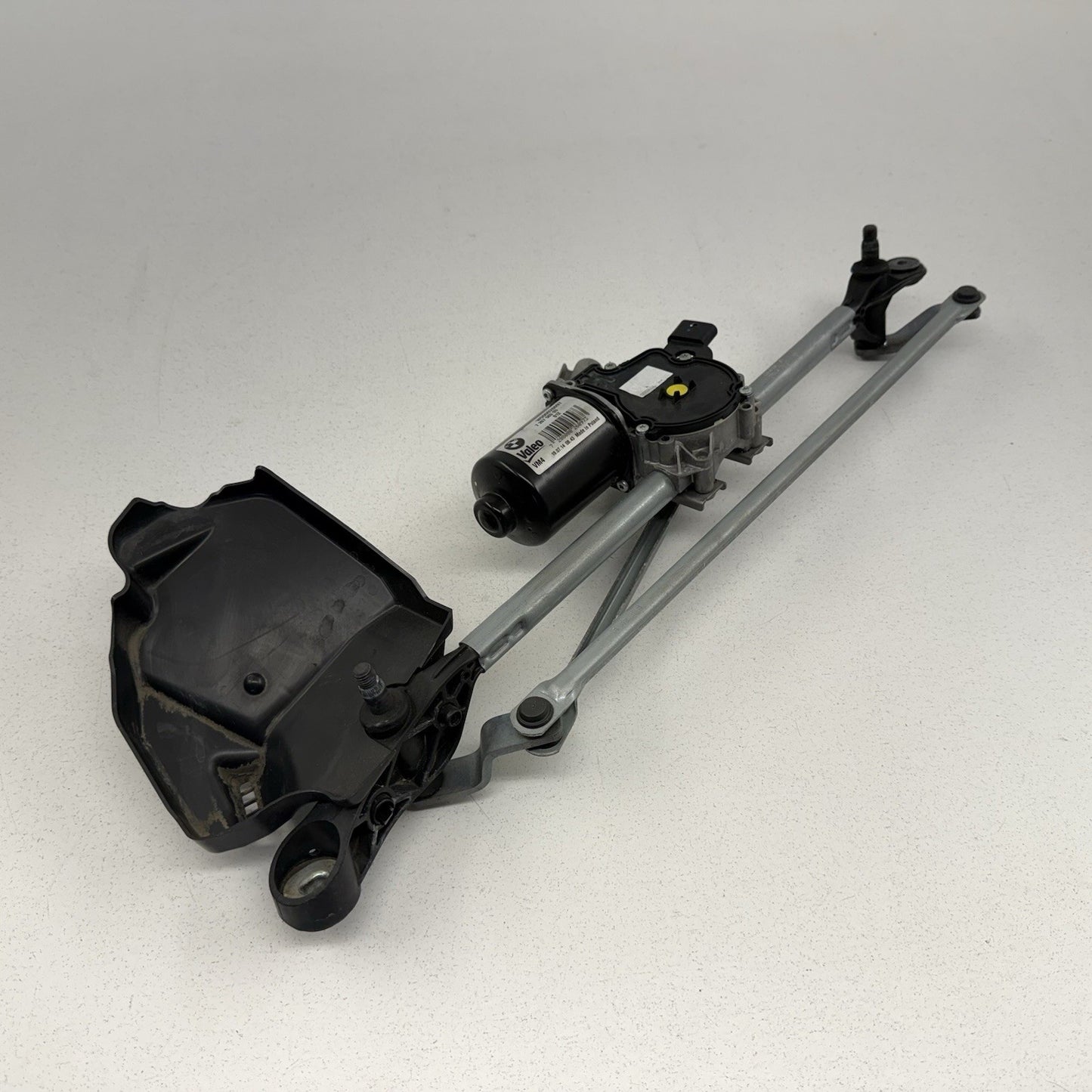 12-18 BMW F30 F80 M3 Front Windshield Wiper Motor W/ Linkage Arm Assembly OEM