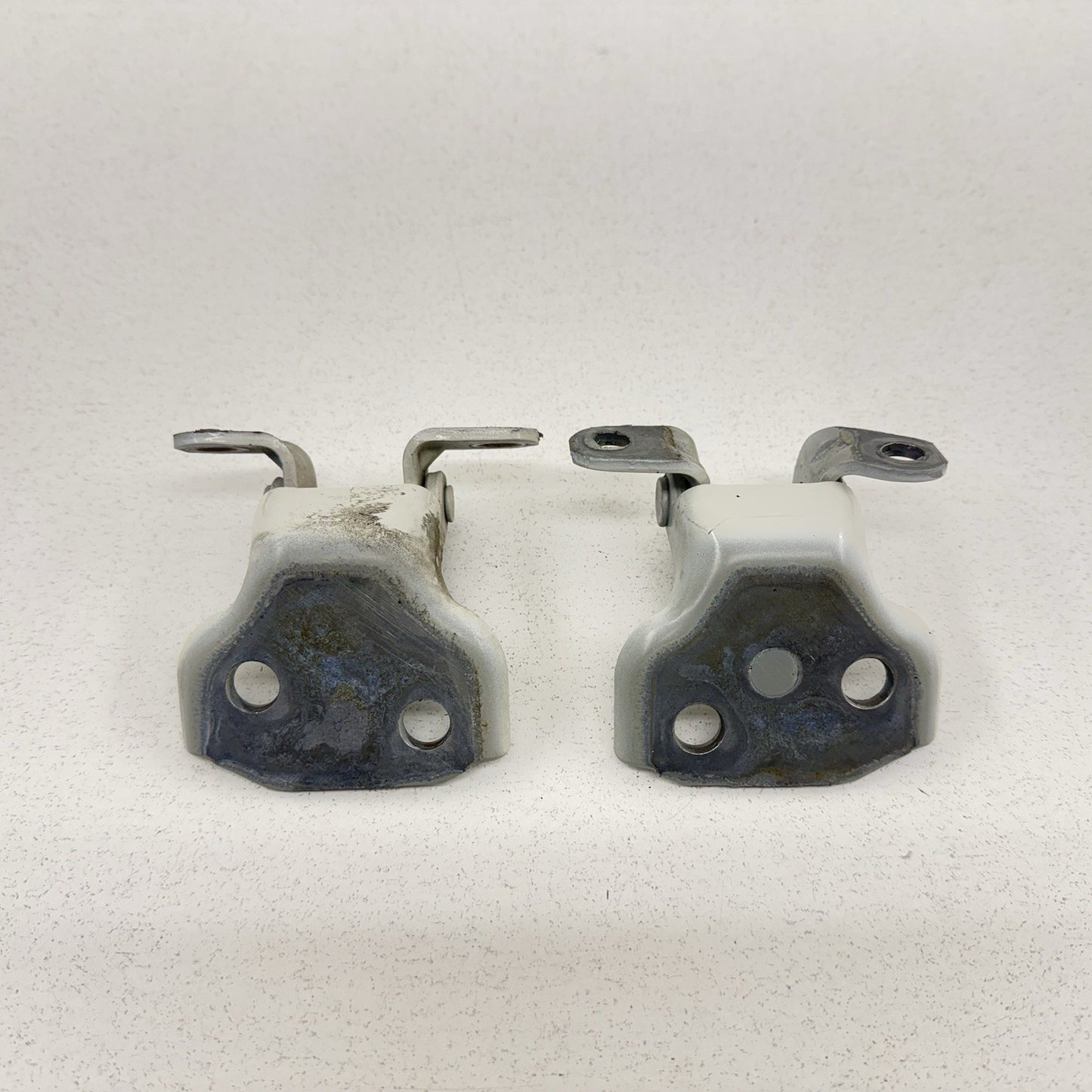 13-20 Subaru BRZ 86 FR-S Driver Left Door Hinge Pair Upper & Lower W/ Bolts OEM