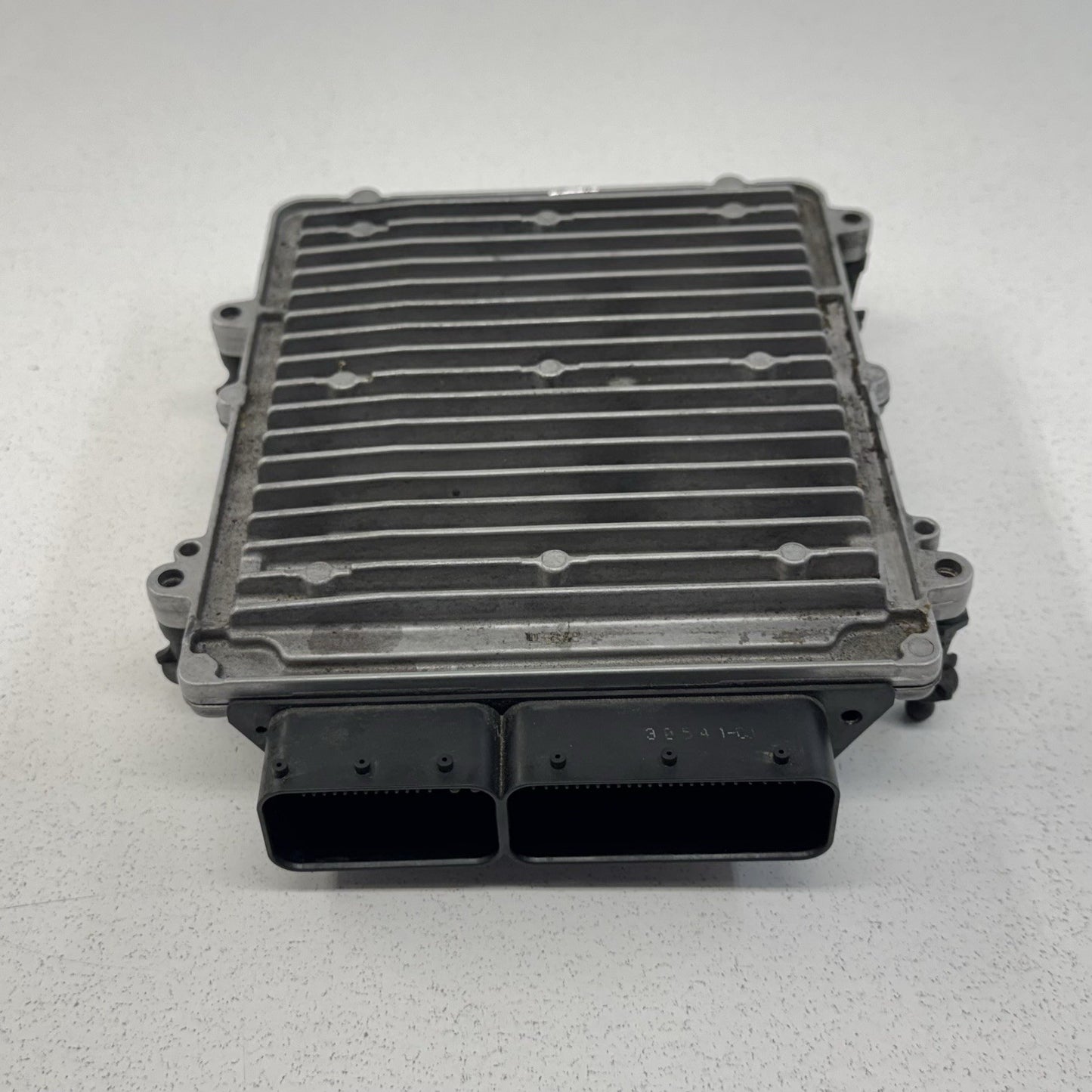 12-14 Mercedes W218 CLS550 4.6L Engine Control Module ECU Ignition Key Set OEM