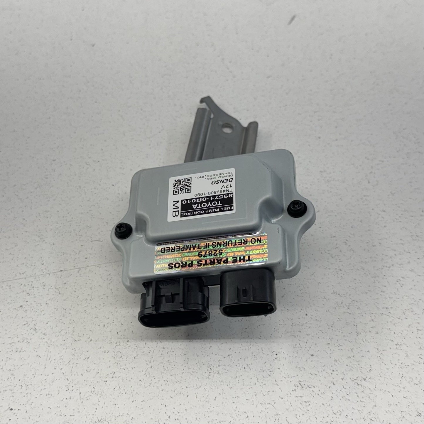25-26 Toyota Camry Fuel Pump Control Module 89571-0R010 OEM