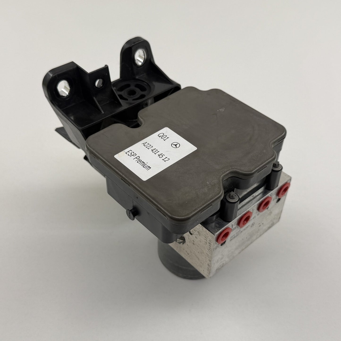 2014-2017 Mercedes-Benz S550 W222 Anti Brake Lock ABS Pump Module 2224314512 OEM