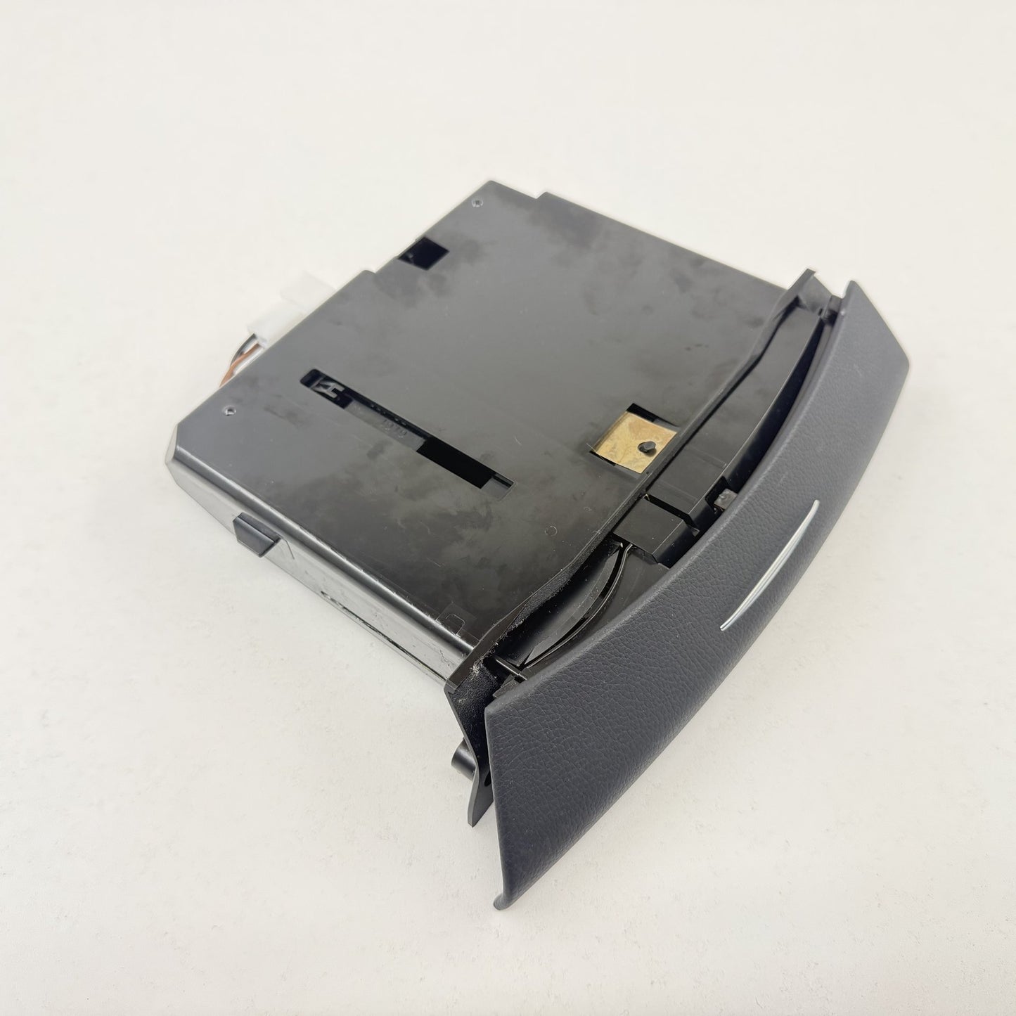 2014-2020 Mercedes-Benz S550 W222 Dashboard Ashtray Storage Compartment OEM