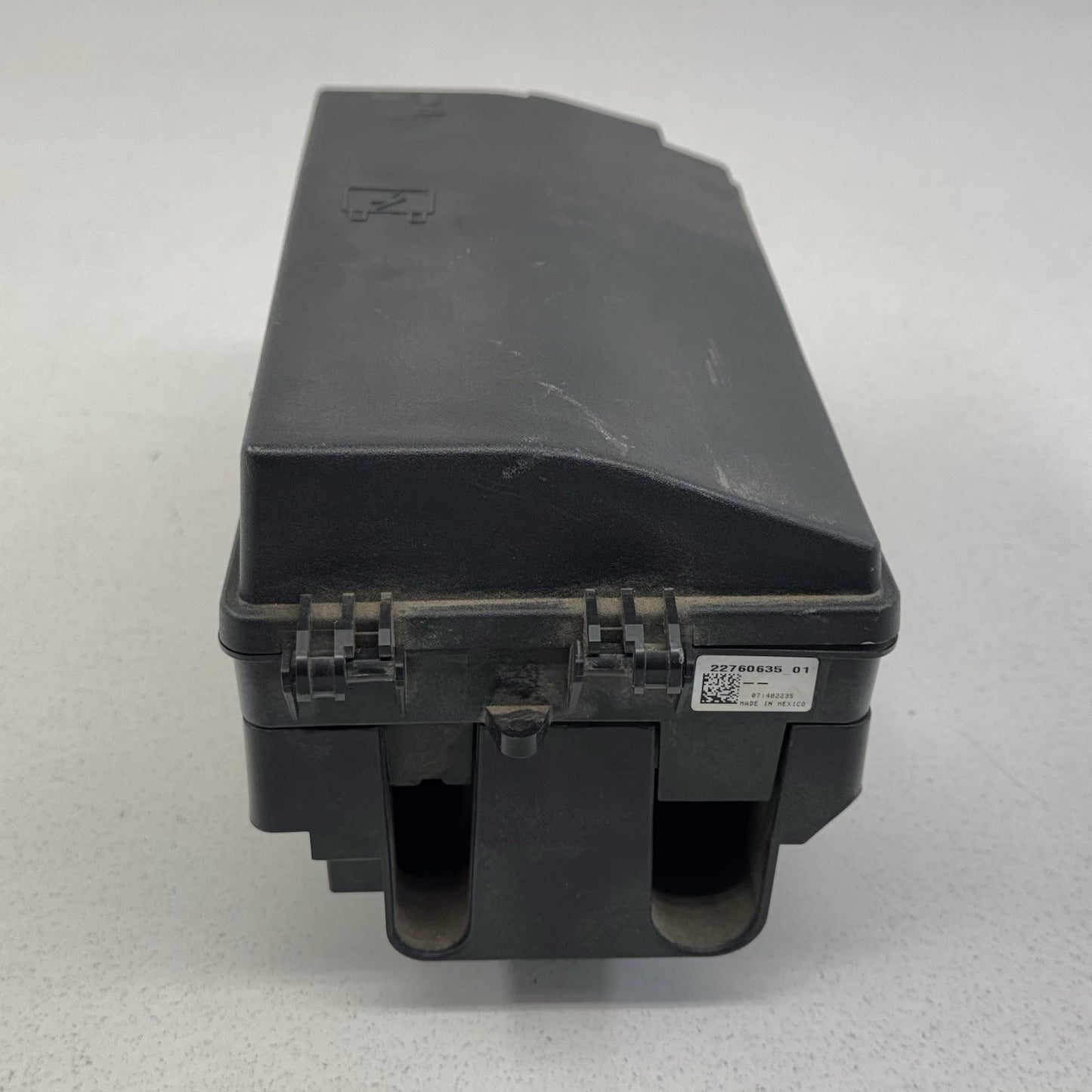 12-15 Chevrolet Camaro SS Engine Bay Fuse Relay Junction Box 22760635 OEM