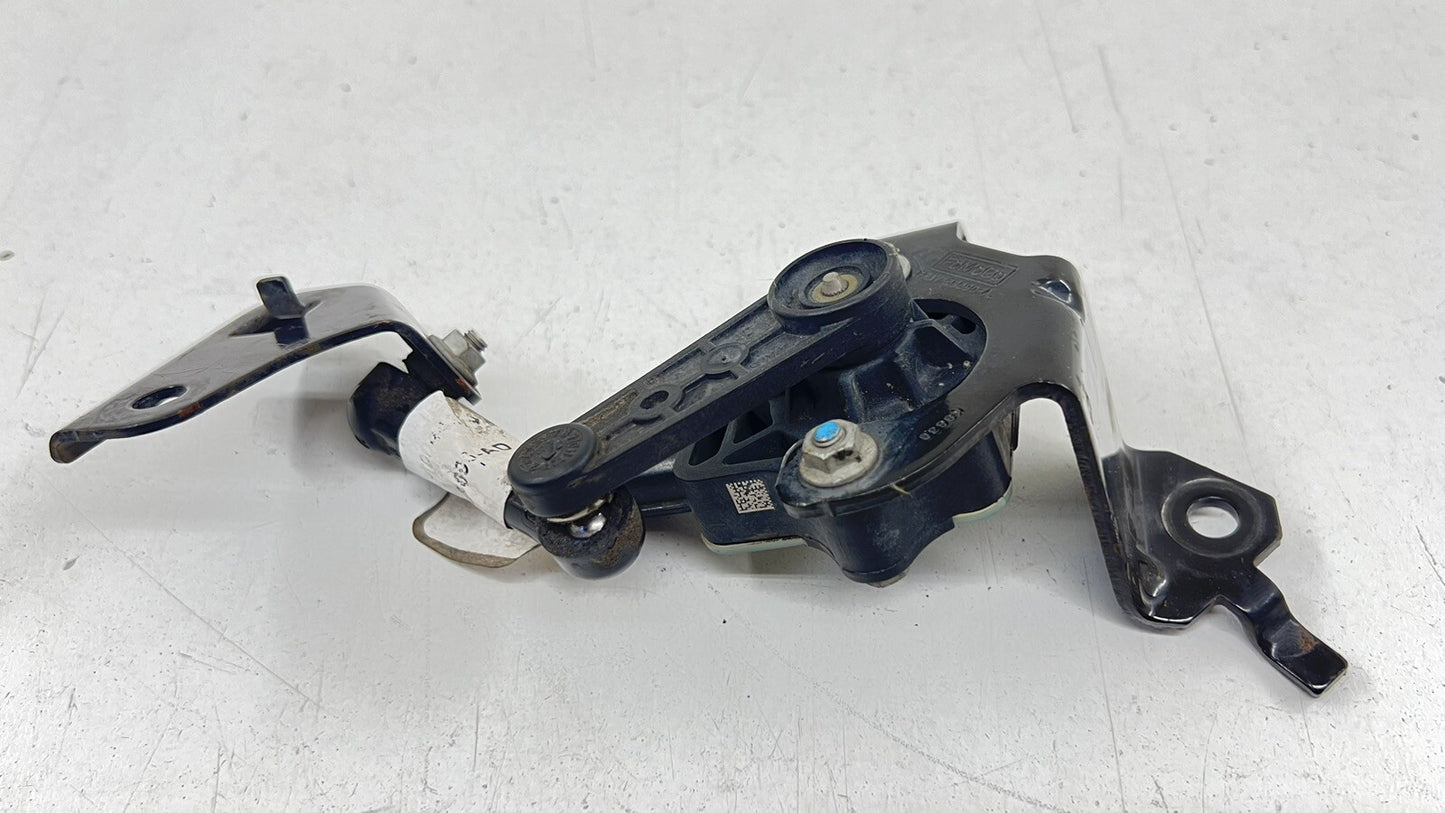 18-23 FORD MUSTANG GT BULLITT DRIVER LEFT REAR HEADLIGHT HEIGHT LEVEL SENSOR OEM