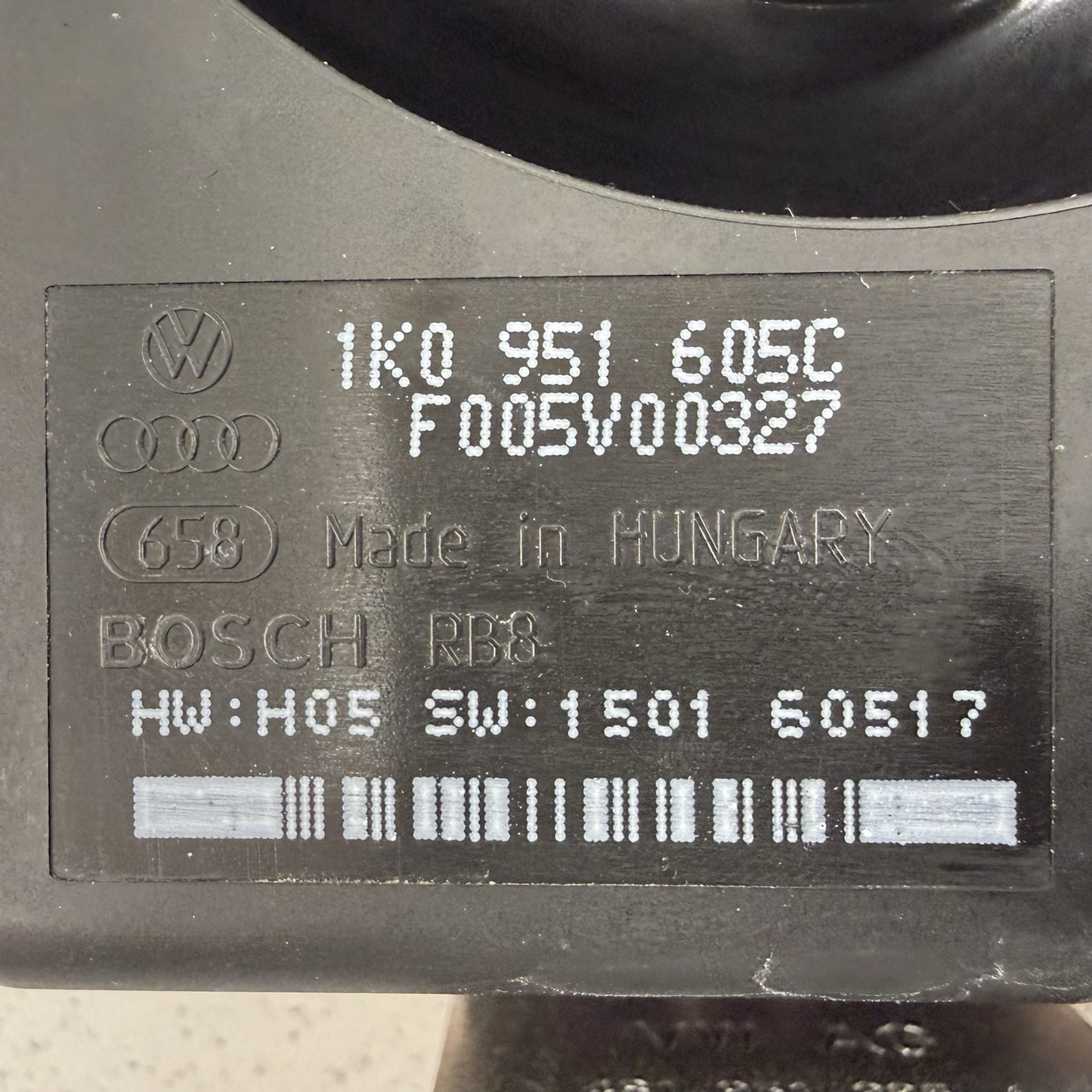 17-23 Audi R8 Anti Theft Alarm Siren Horn 1K0951605C OEM