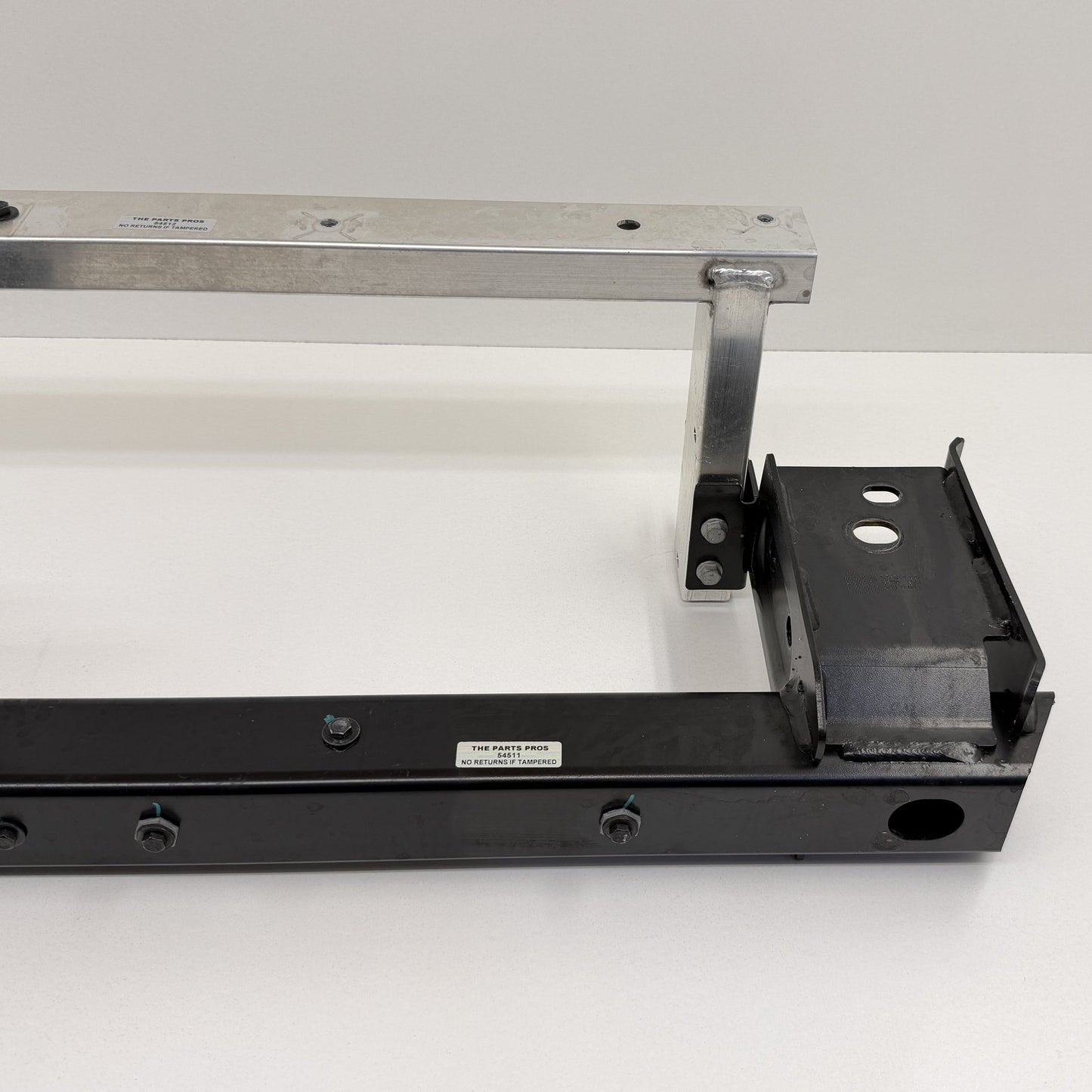 2022-2024 Rivian R1S Rear Trailer Tow Hitch W/ Reinforcement Crossmember Bar OEM