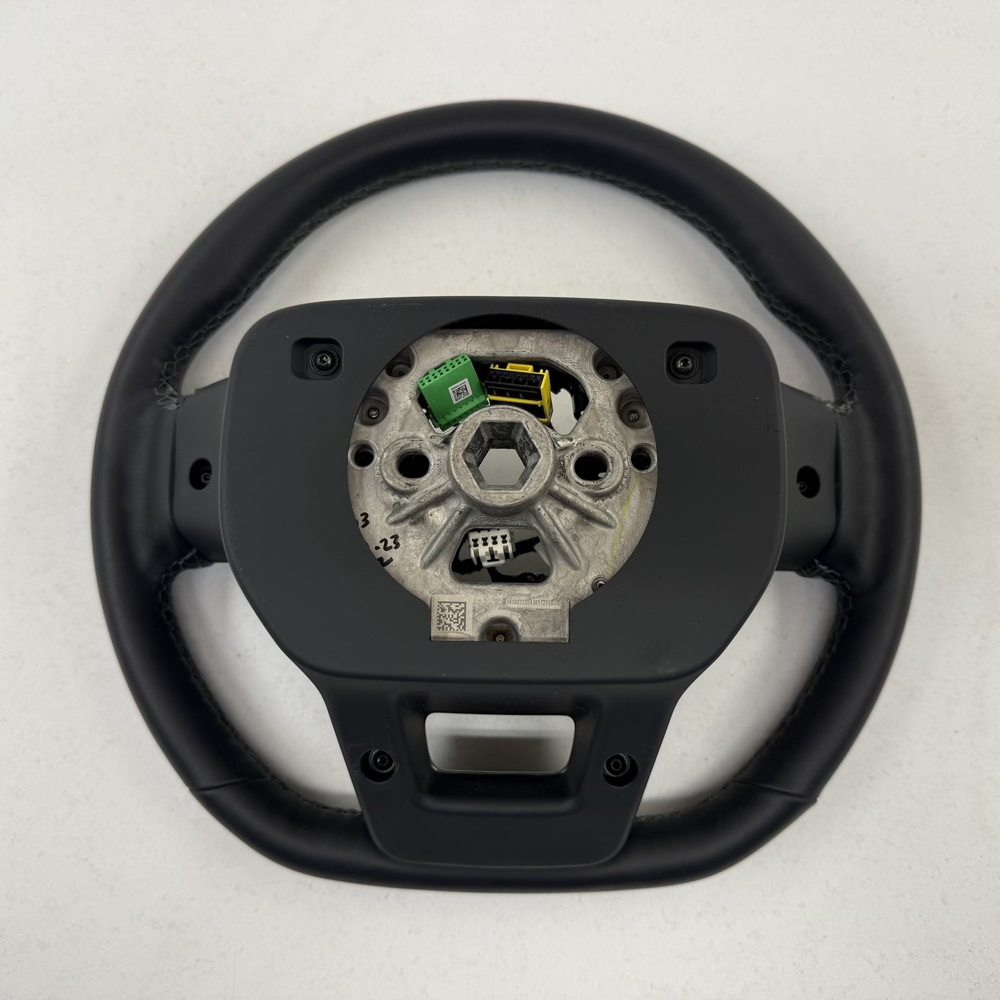 2022-2024 Rivian R1S Heated Steering Wheel W/ Controls Leather PT00000910-N OEM