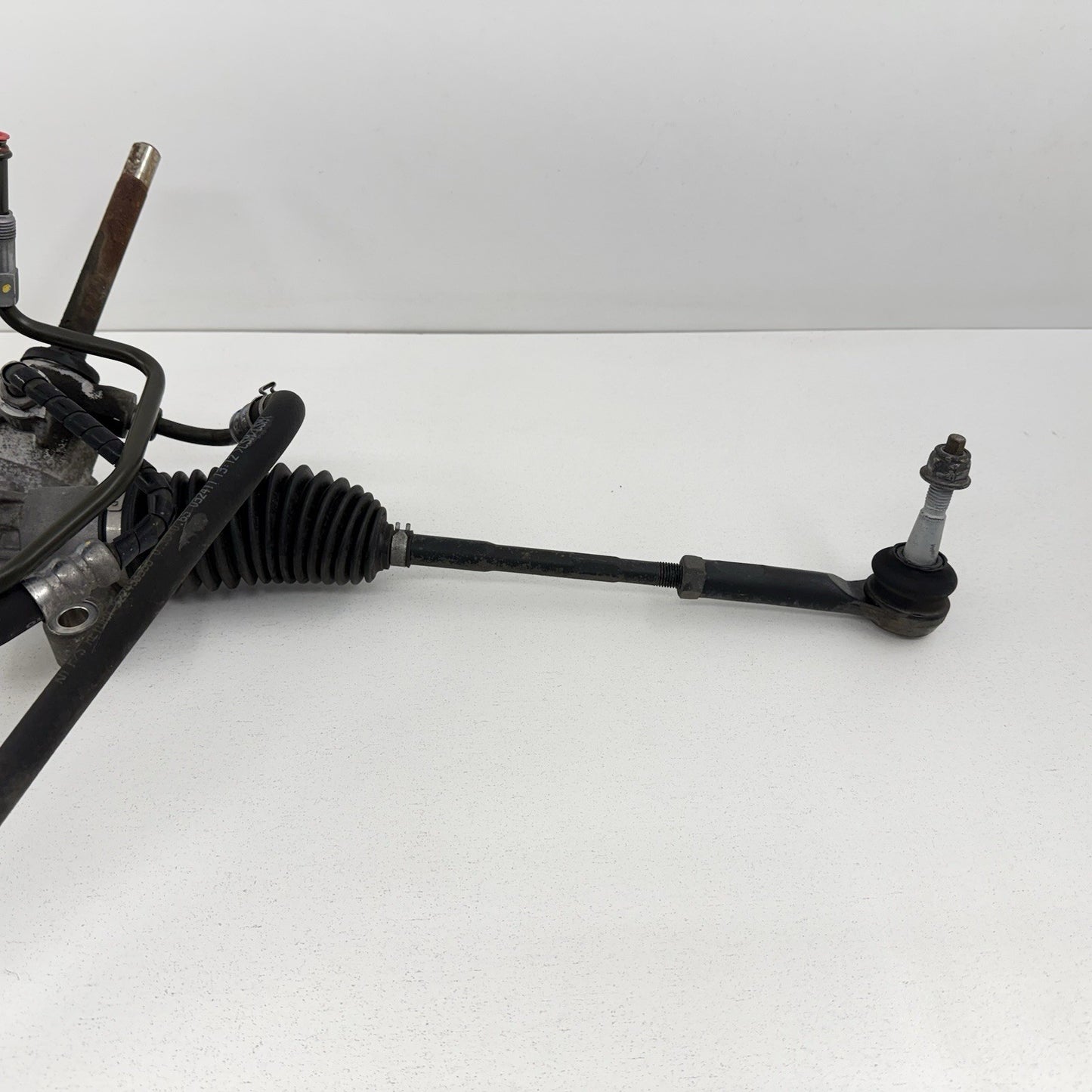 10-11 Chevrolet Camaro SS Hydraulic Steering Gear Box Rack And Pinion OEM