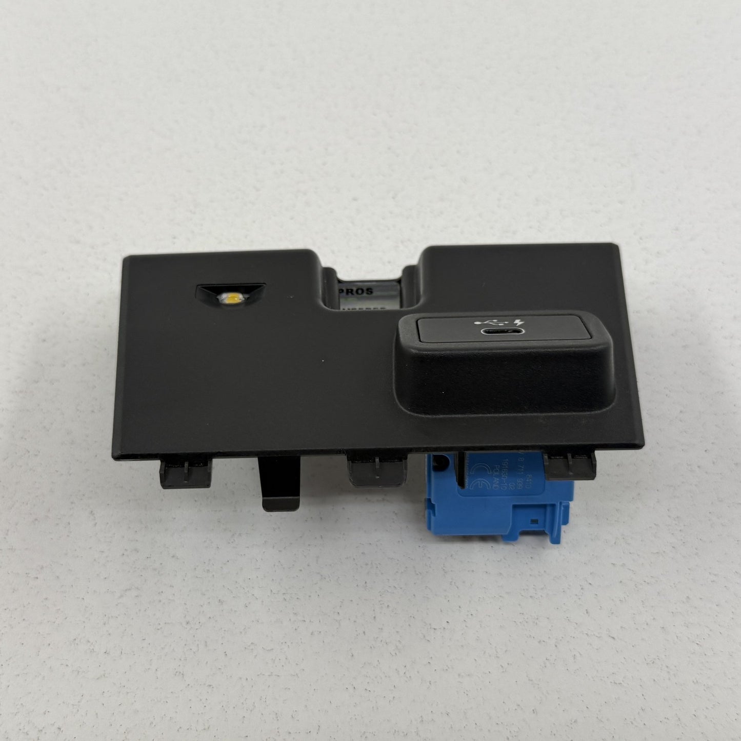 2021-2026 BMW M3 M4 G20 G22 G80 G82 Center Console USB Charge Port OEM