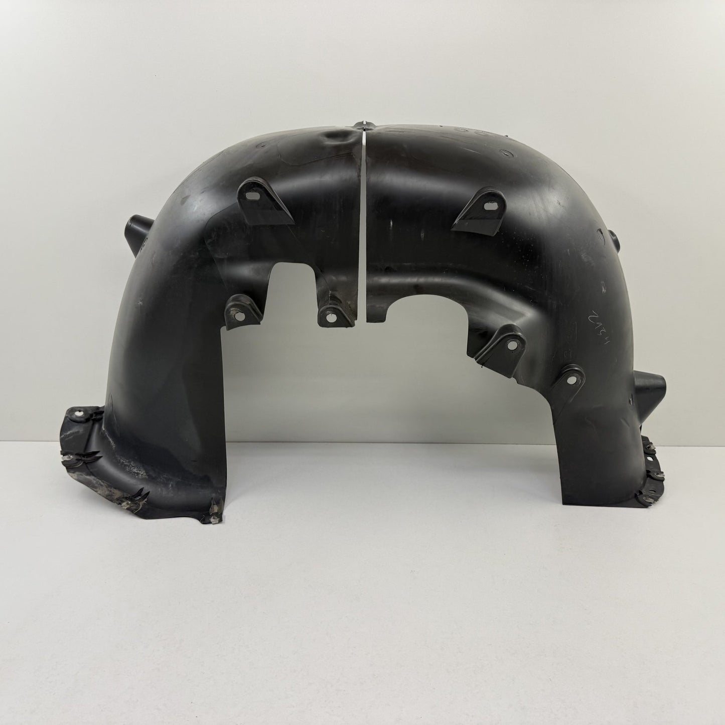2022-2024 Rivian R1S Driver Left Rear Fender Liner Wheel Arch Splash Guard OEM
