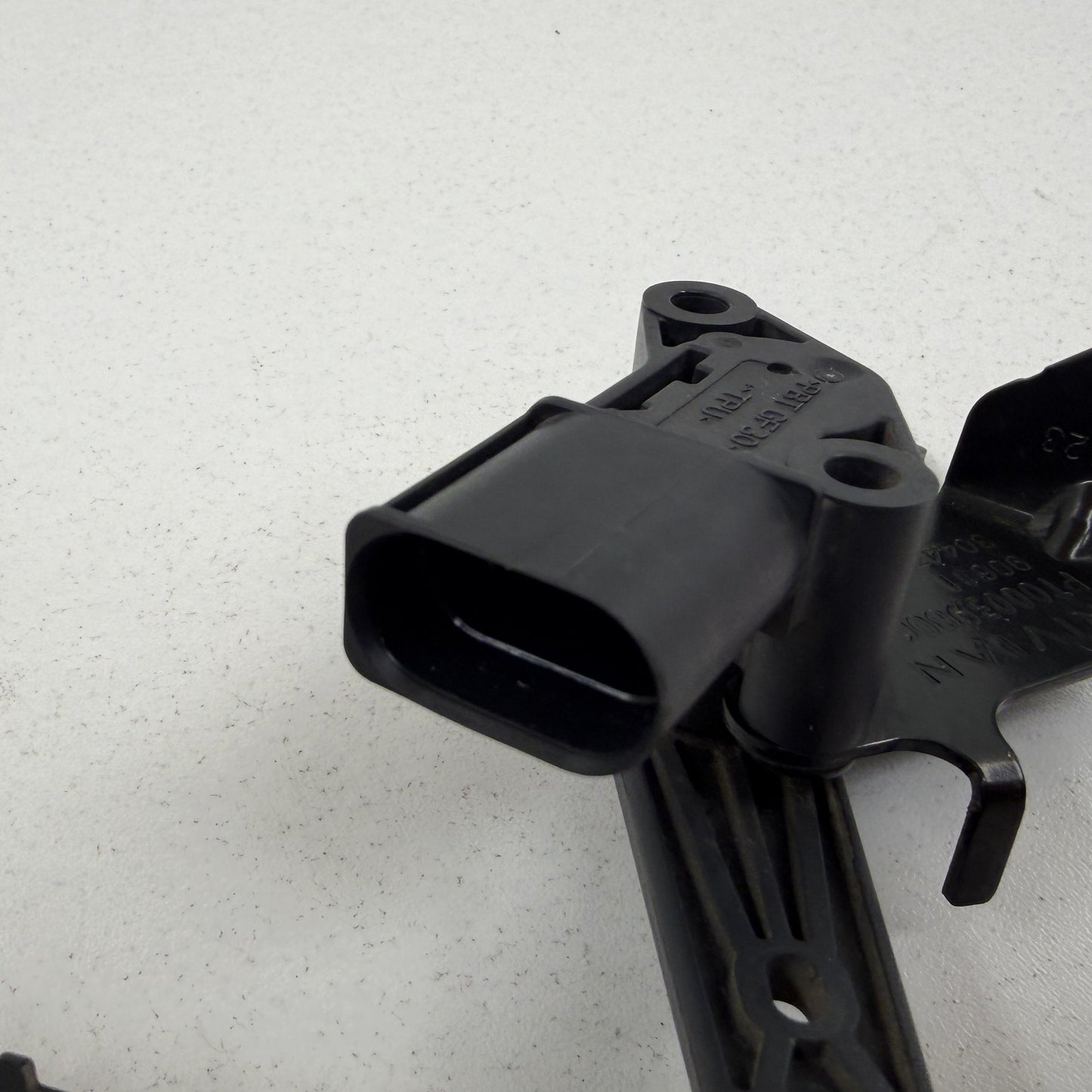 2022-2024 Rivian R1S R1T Left Rear Suspension Ride Height Level Sensor OEM