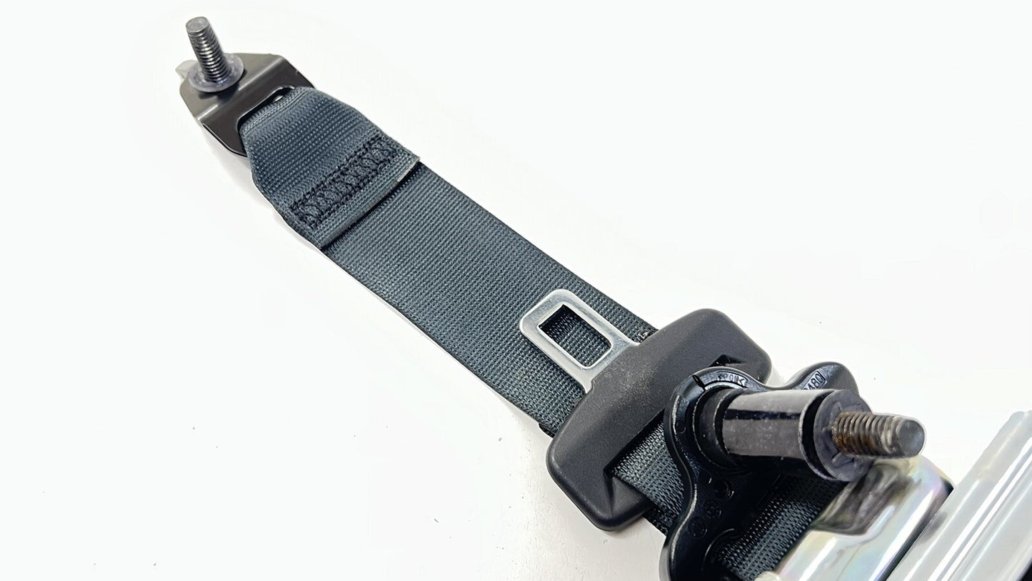 2024 FORD MUSTANG GT PASSENGER RIGHT REAR SEATBELT SEAT BELT RETRACTOR BLACK OEM