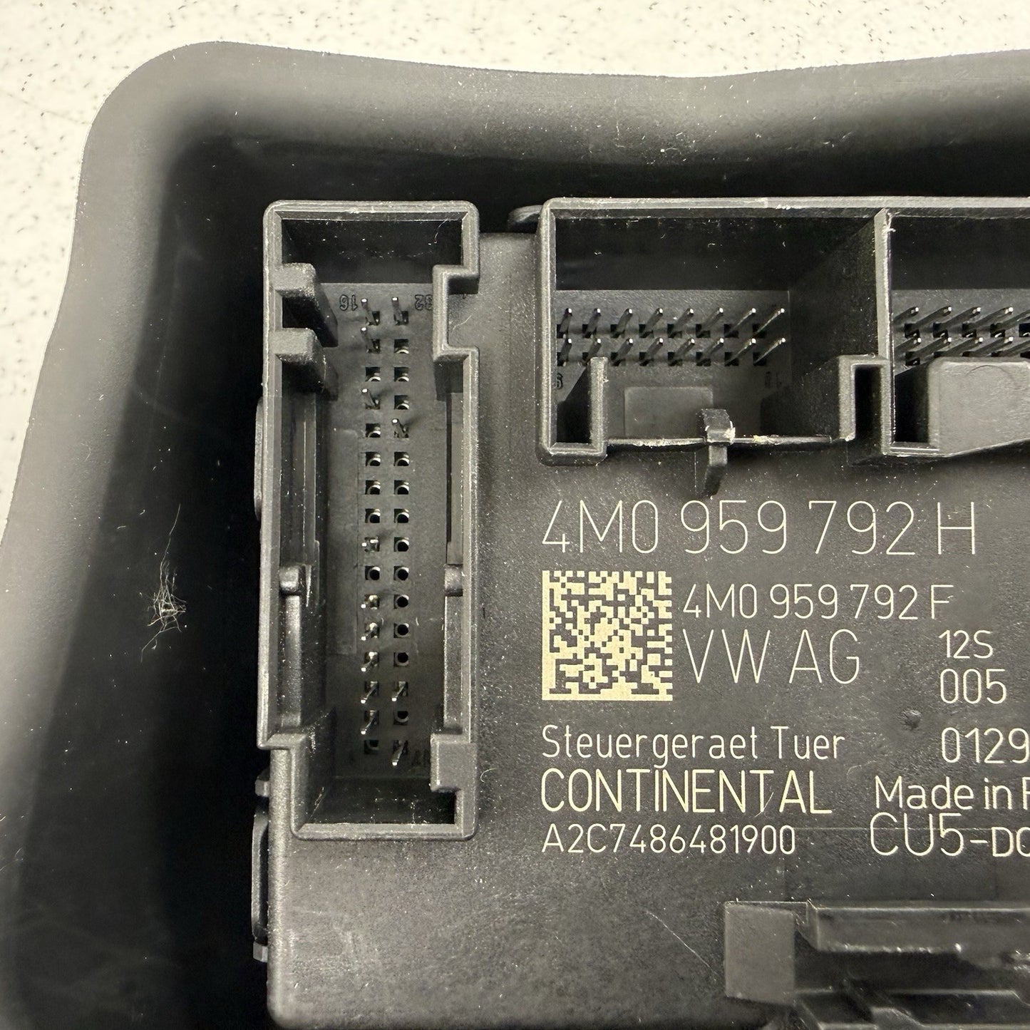 18-20 Audi S5 Passenger Right Front Door Control Module 4M0959792H OEM