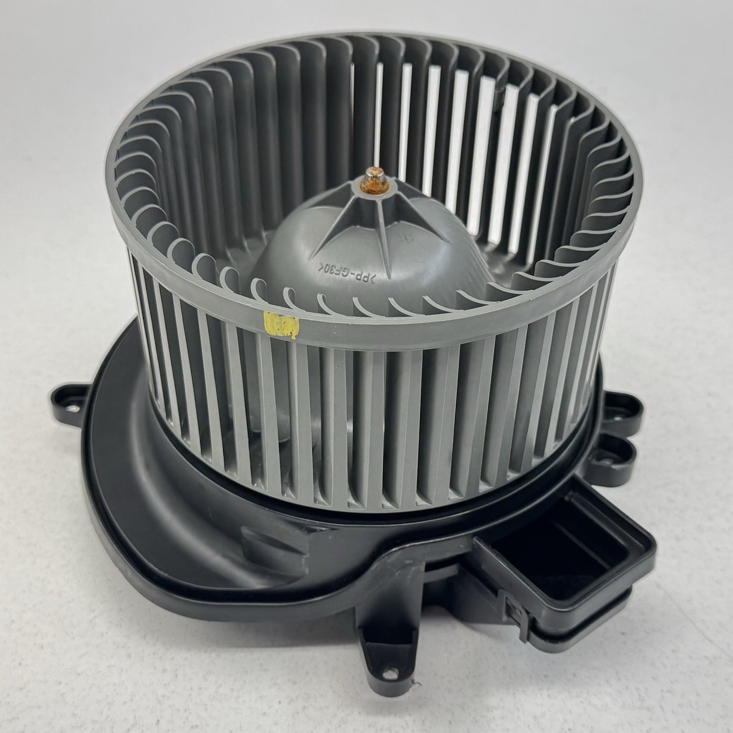 24-26 Ford Mustang HVAC AC Air Temperature Fan Blower Motor PR3H19846AA OEM