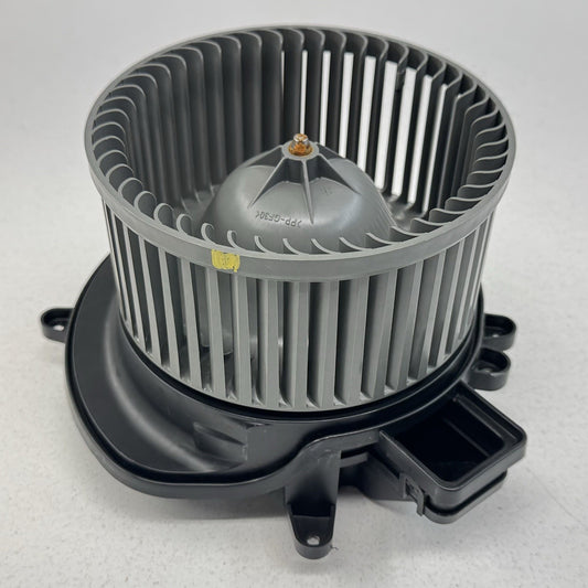 24-26 Ford Mustang HVAC AC Air Temperature Fan Blower Motor PR3H19846AA OEM