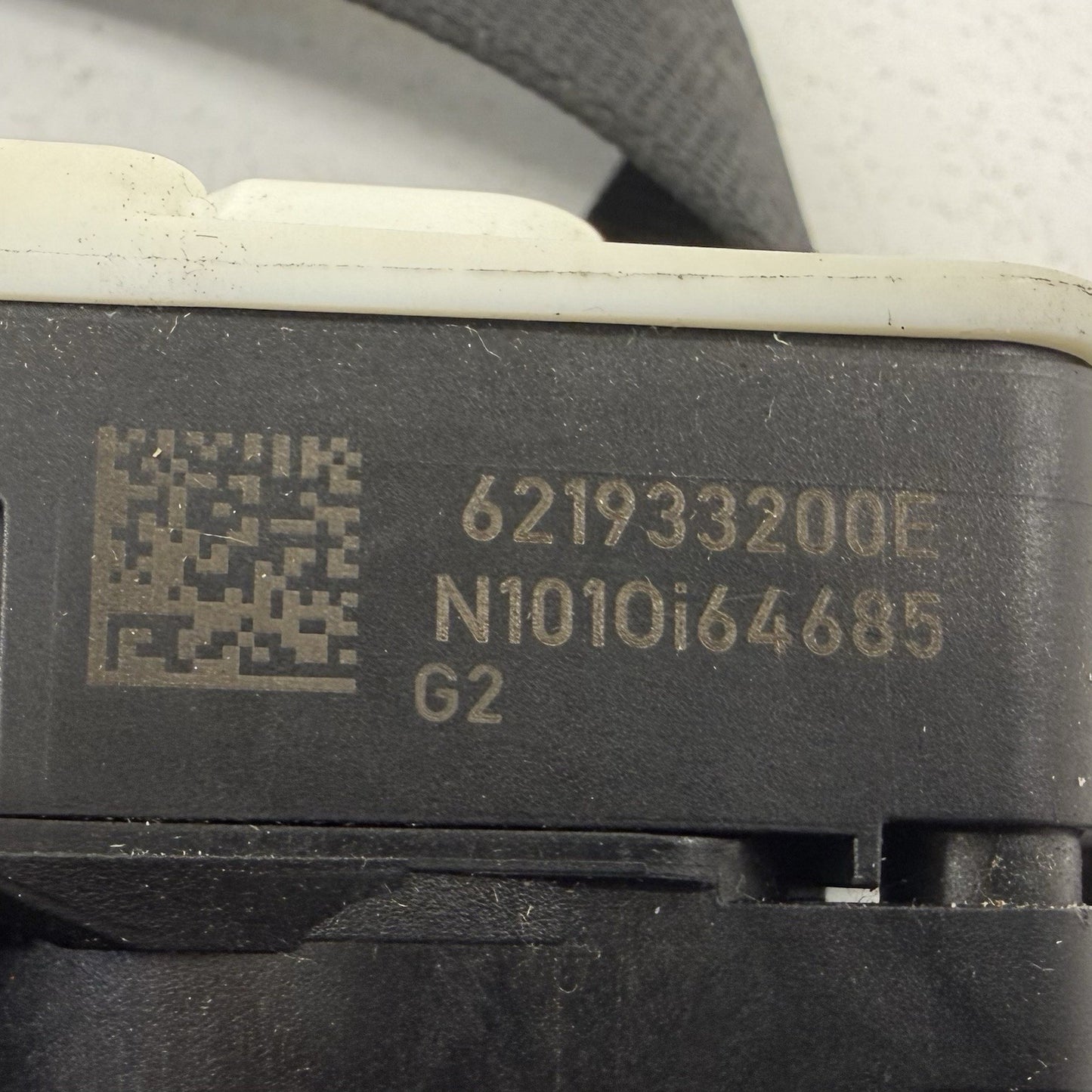 10-16 Mercedes W212 E350 Left Front Seat Belt Seatbelt Retractor Black OEM