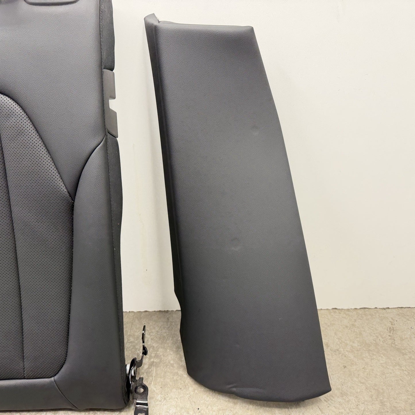 18-24 BMW G01 X3 Rear Seat Set Complete Upper And Lower Cushion Set Black OEM
