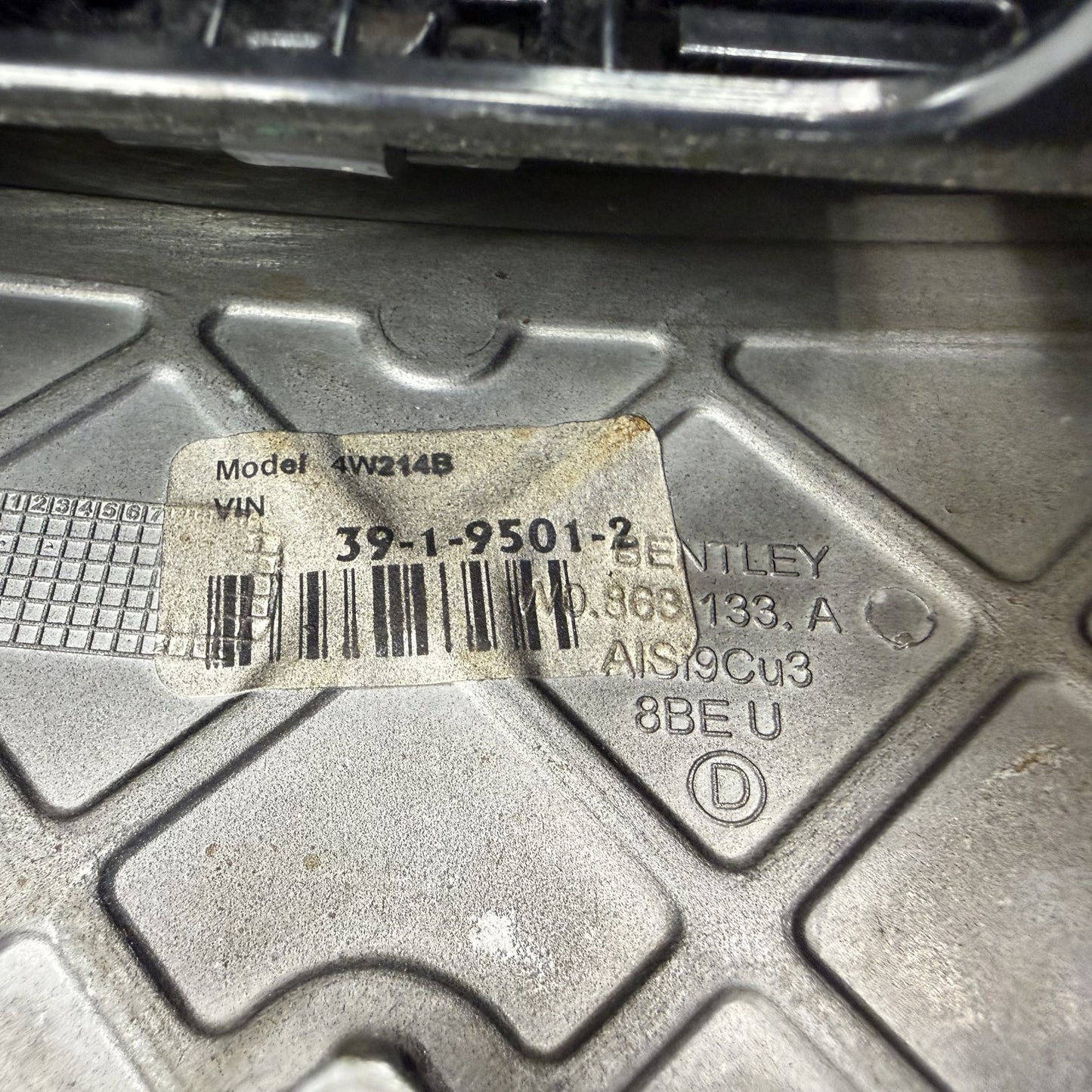 2014-2018 Bentley Flying Spur Rear Console Cup Holder Storage Compartment OEM