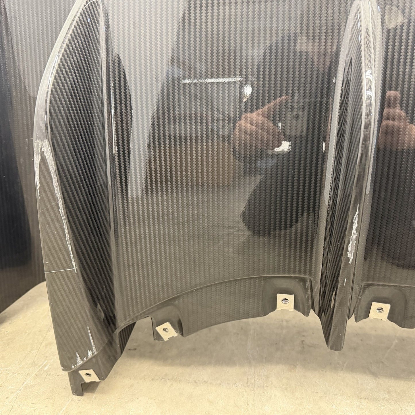 17-18 Audi R8 Rear Bumper Cover Complete W/ Carbon Fiber Valance & Sensors OEM