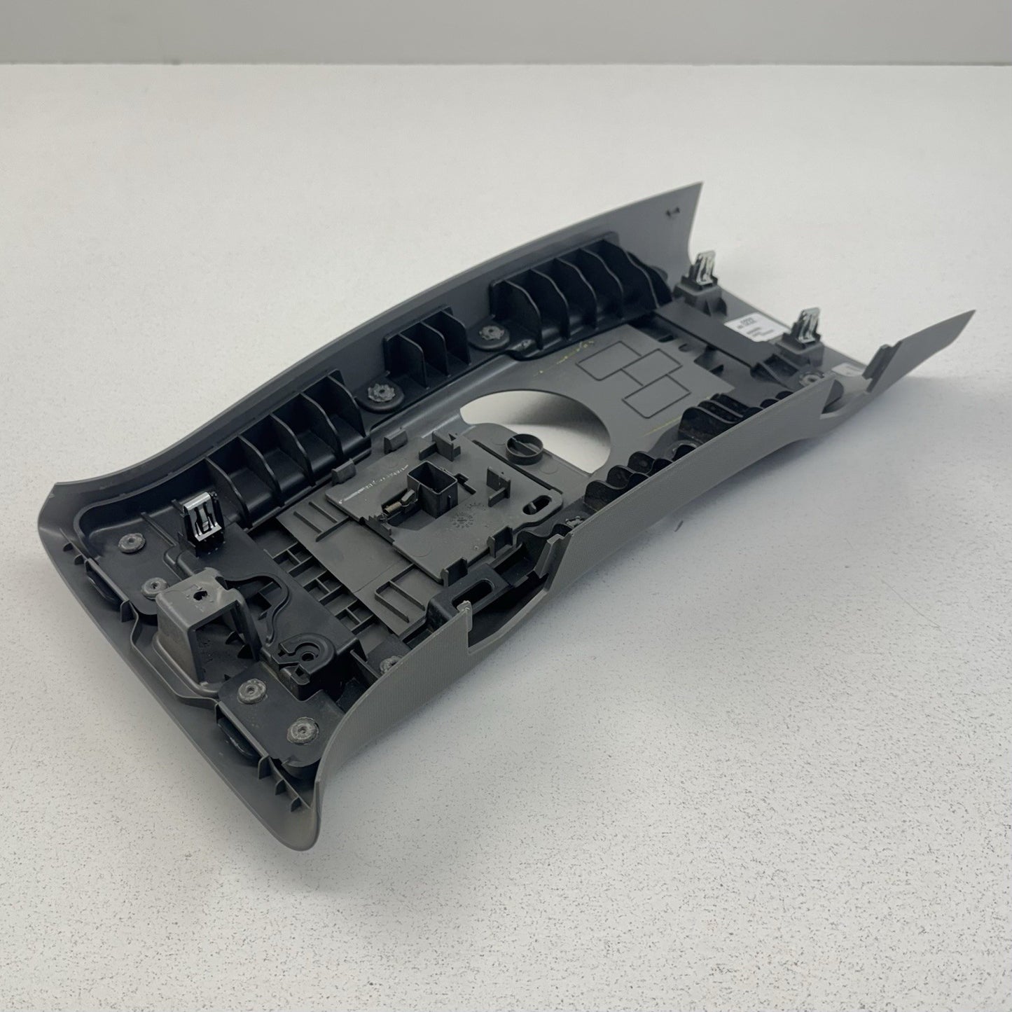 23-25 Silverado Sierra 2500 3500 Passenger Right Upper B Pillar Trim Cover OEM