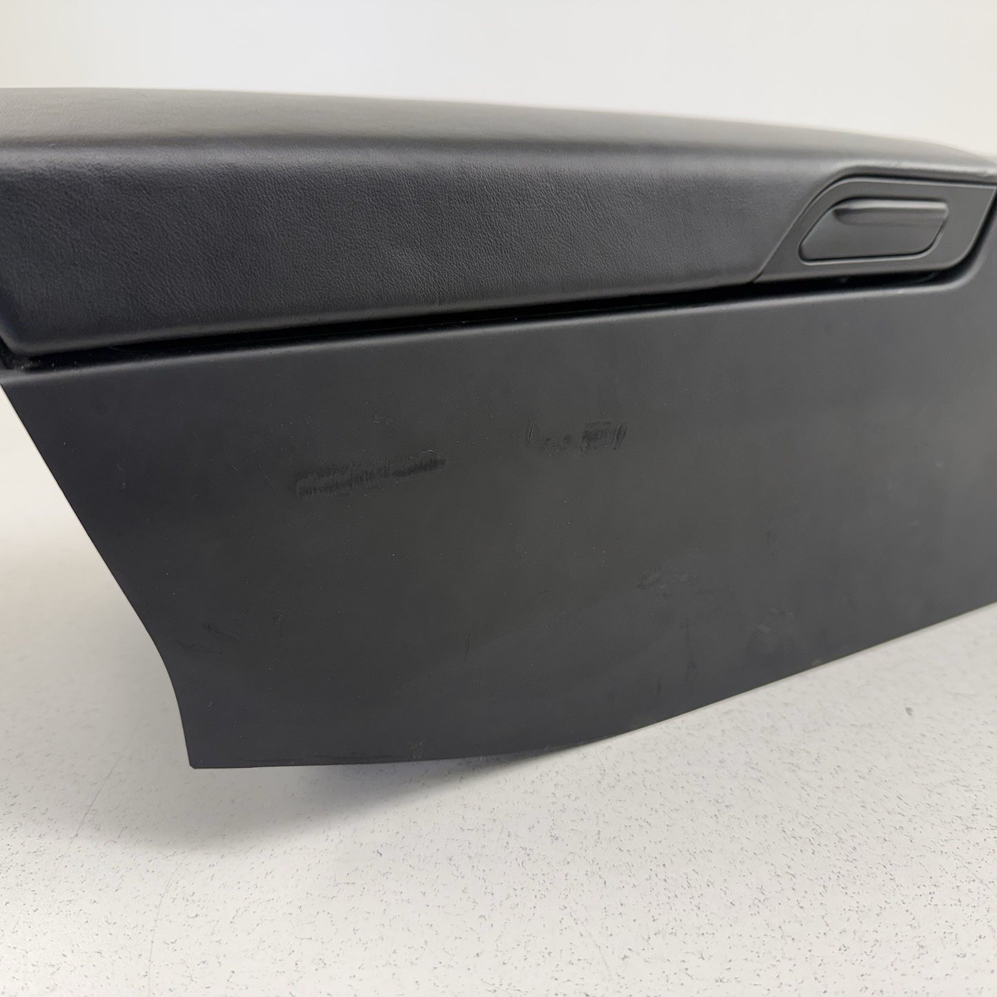 05-12 Porsche 911 997 Carrera Cabriolet Center Console Arm Rest Storage OEM