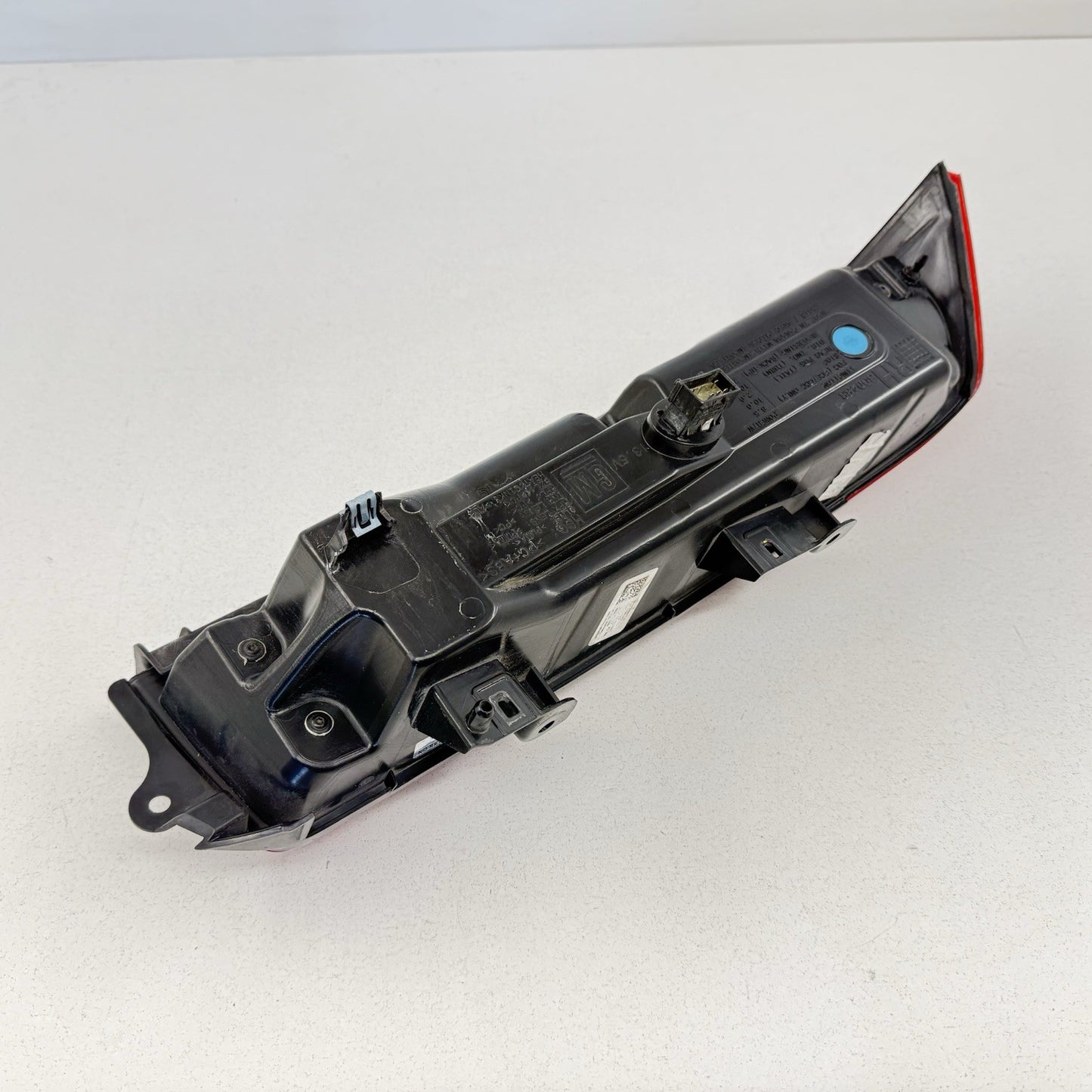 14-15 Camaro SS Passenger Right Rear LED Taillight Light Lamp With Bracket OEM