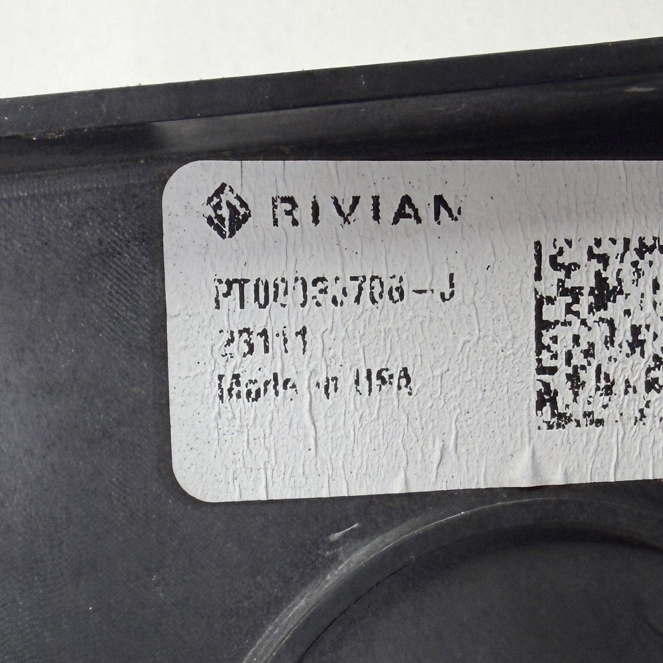 2022-2024 Rivian R1S R1T Radiator Condenser Fan W/ Active Shutter Assembly OEM