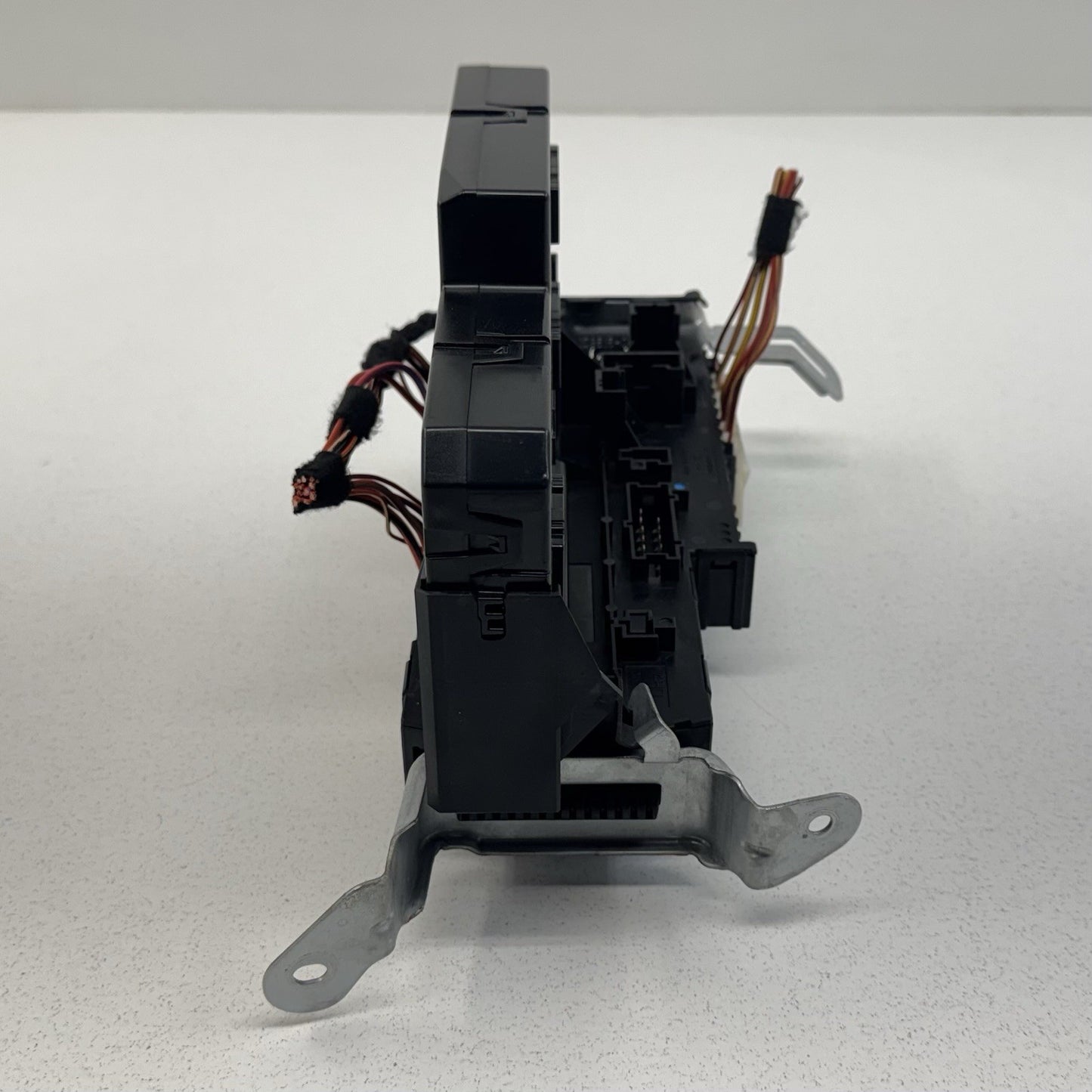 14-16 Mercedes W212 E350 Rear SAM Signal Acquisition Fuse Relay Junction Box OEM