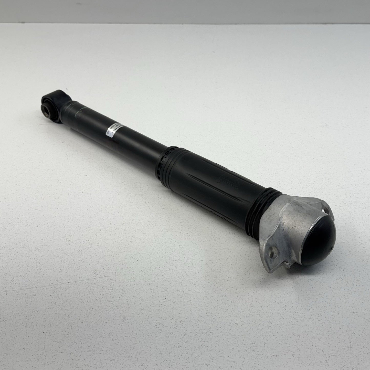 17-22 Toyota Prius Prime Left Or Right Rear Strut Shock Absorber 48530-47461 OEM