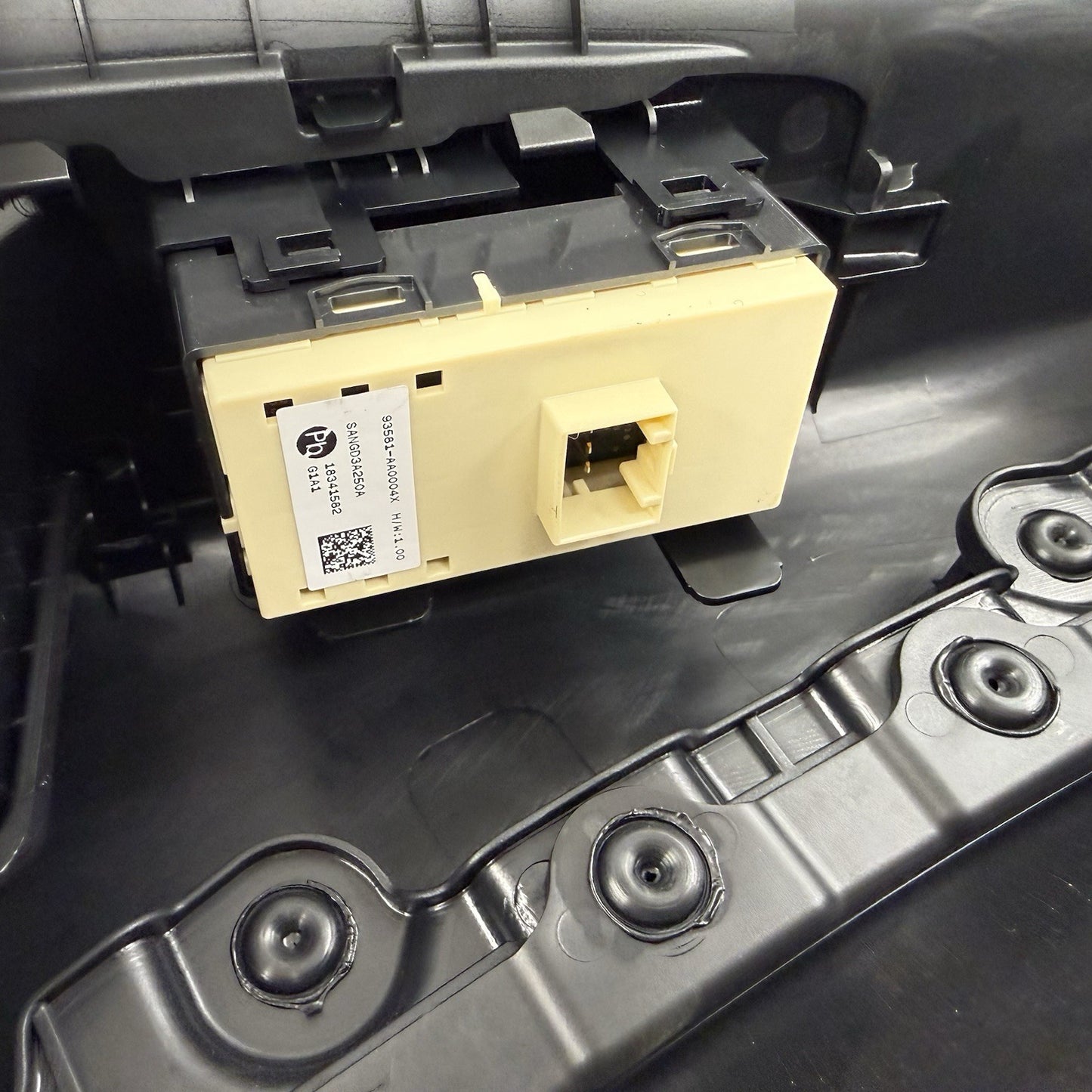 24-26 Hyundai Elantra N Passenger Right Rear Door Panel Interior Trim OEM