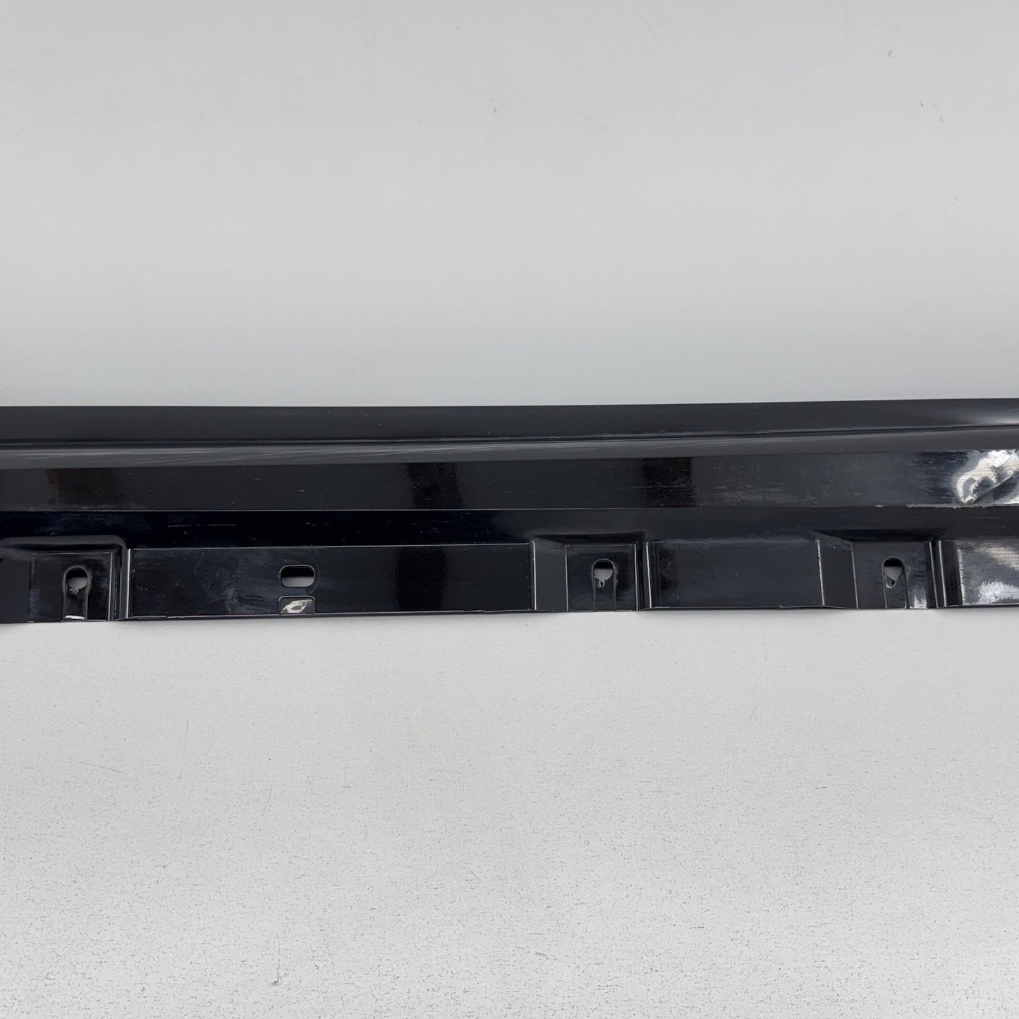 14-20 Mercedes W222 S550 AMG Sport Right Side Skirt Rocker Panel Cover Trim OEM