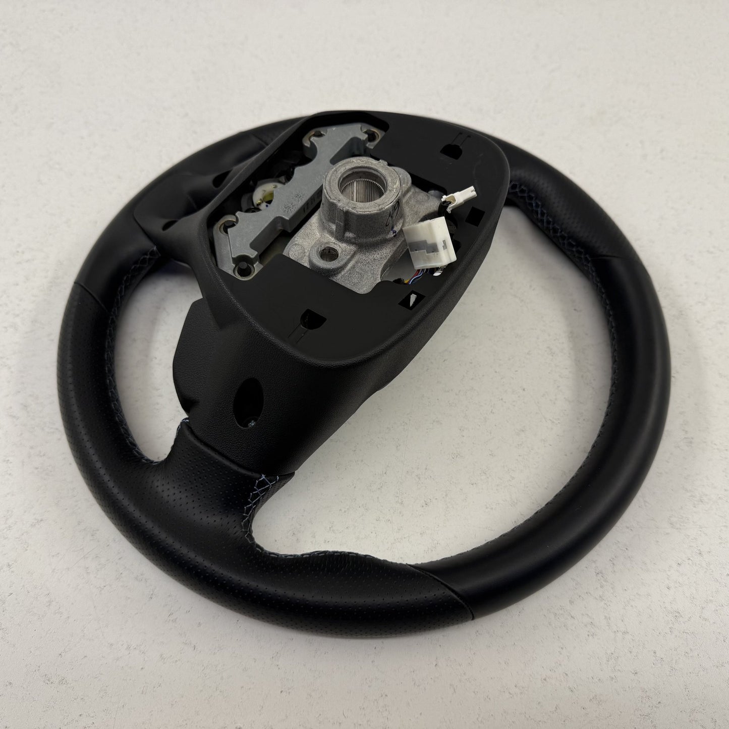 2022-2026 Hyundai Elantra N Manual Transmission Steering Wheel Leather Black OEM