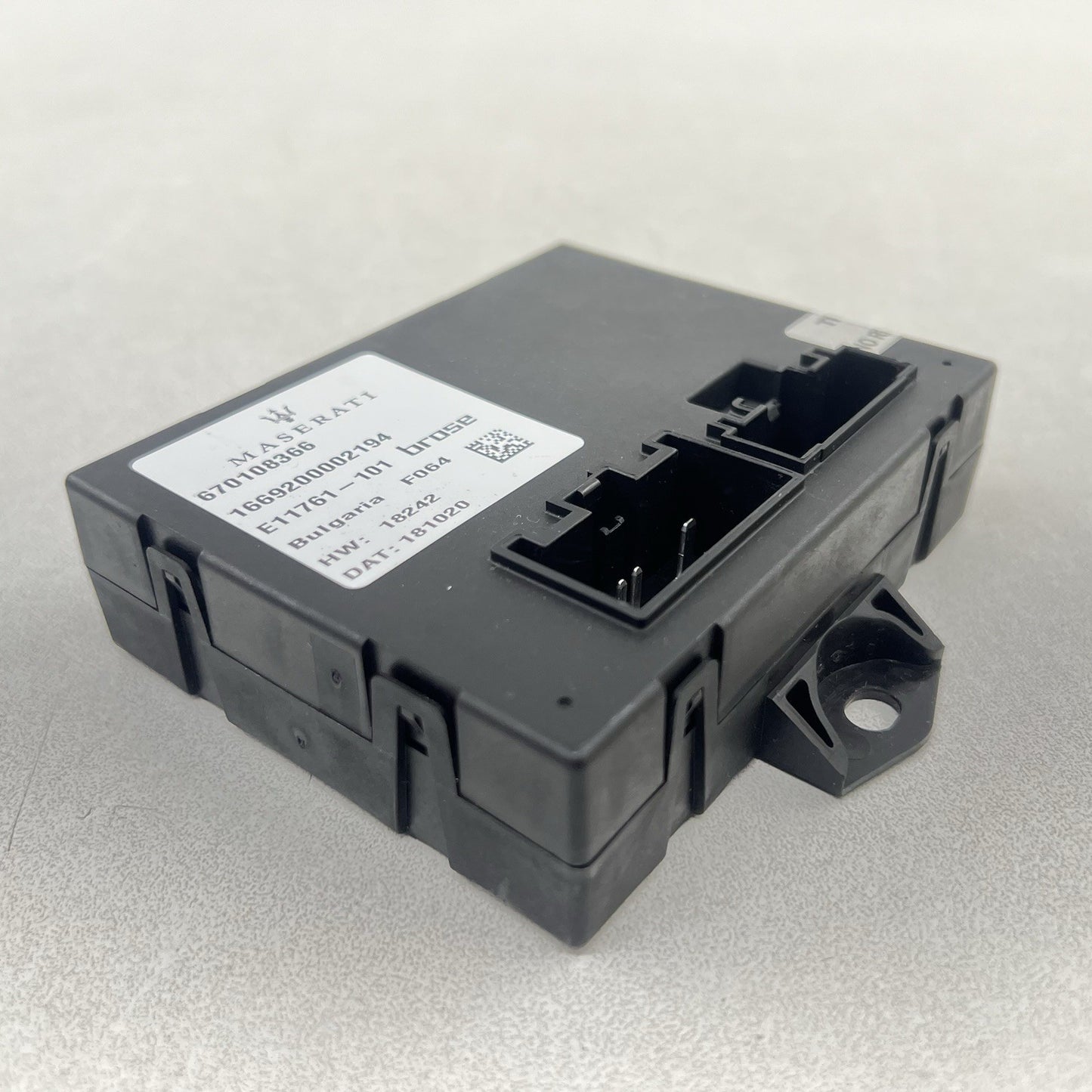 14-24 MASERATI GHIBLI TRUNK HANDS FREE RELEASE OPEN CONTROL MODULE 670108366 OEM