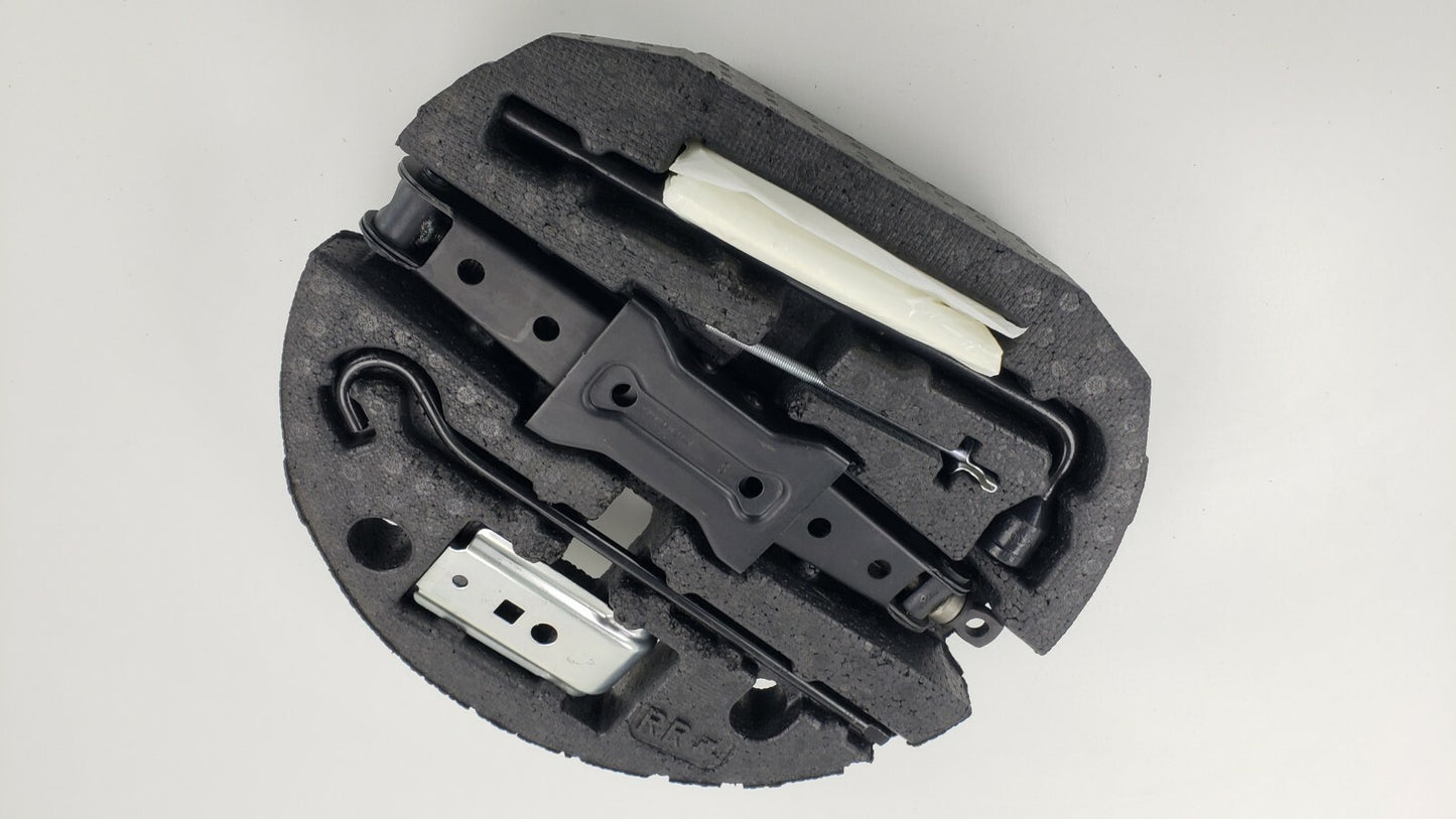 11-26 Honda Odyssey Emergency Spare Tire Jack Lift Tool Kit Set W/ Foam OEM