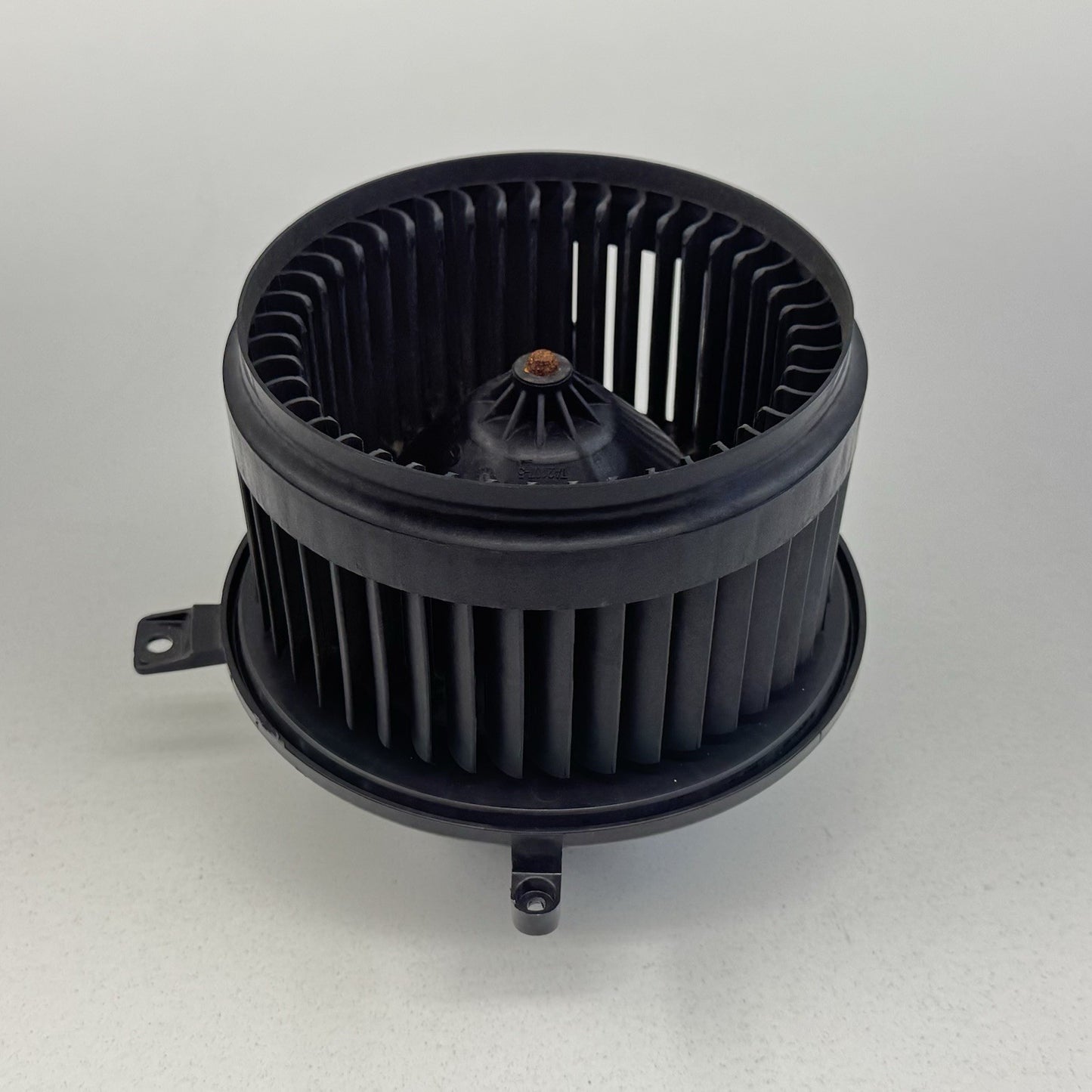 14-24 Maserati Ghibli HVAC AC Air Temperature Fan Blower Motor Wheel OEM