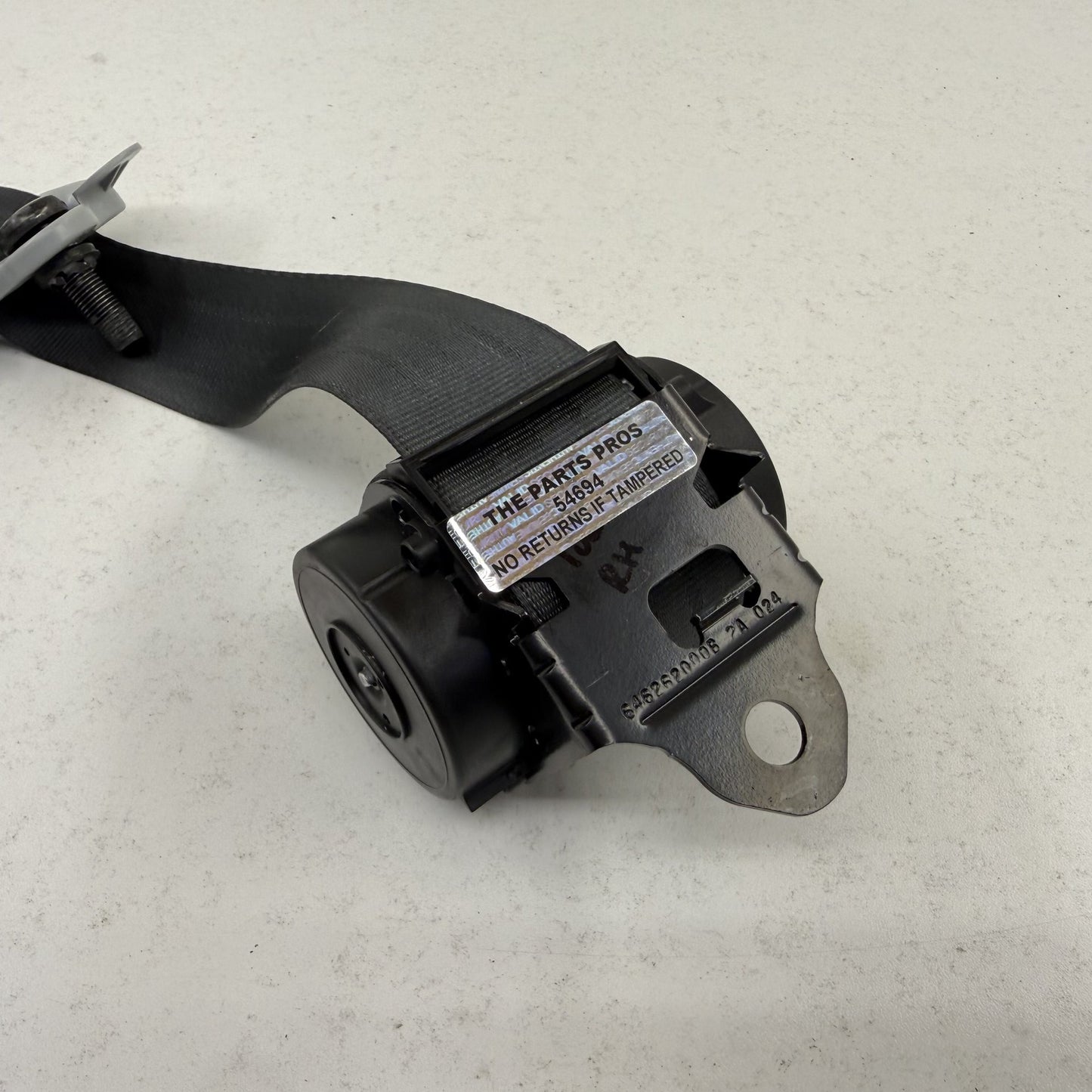 2022-2024 Rivian R1S Right Rear 3rd Third Row Seatbelt Seat Belt Retractor OEM