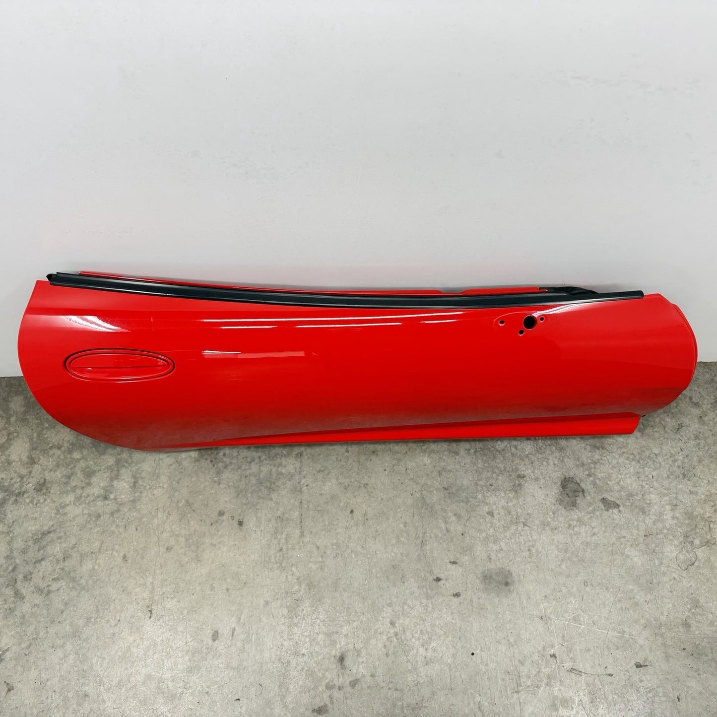 97-04 Chevrolet Corvette C5 Passenger Right Door Shell Complete W/ Glass Red OEM