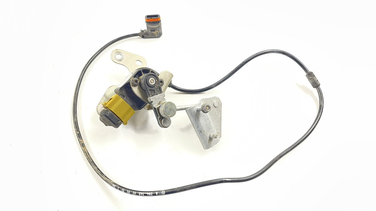 14-17 MERCEDES BENZ E550 W207 LEFT REAR HEADLIGHT HEIGHT LEVEL SENSOR OEM