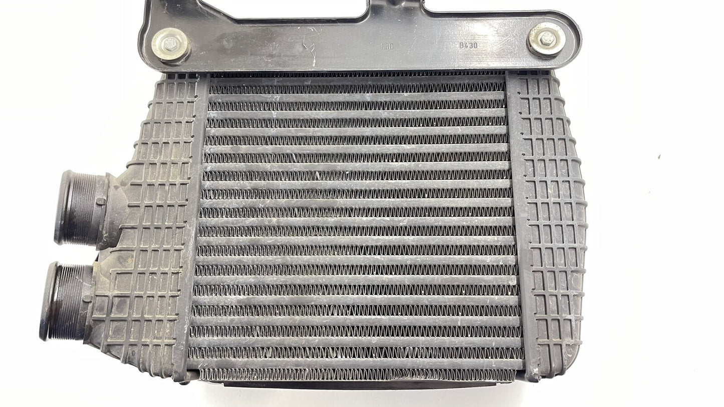 14-17 MASERATI QUATTROPORTE RIGHT TURBO INTERCOOLER W/ DUCT 670009833 OEM