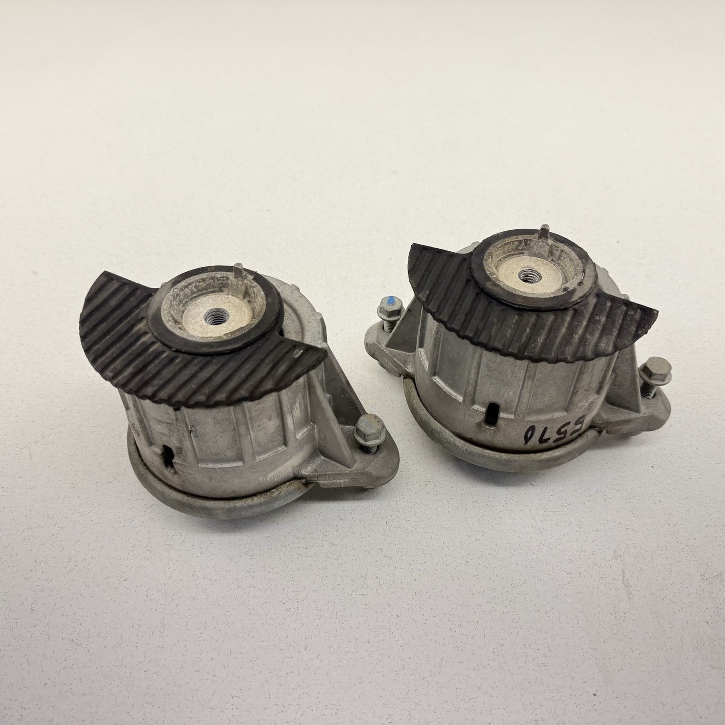 12-14 Mercedes W204 C250 1.8L Motor Engine Mount Pair 2042404217 OEM